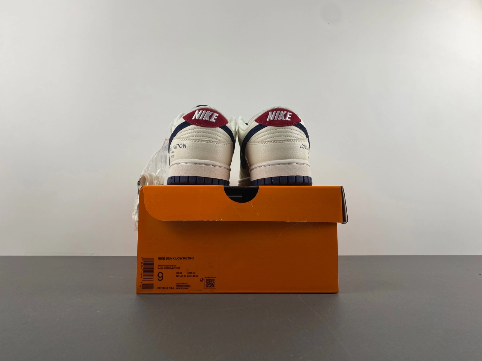 NewStyle Dunk Low L*V Custom FC1688- 24