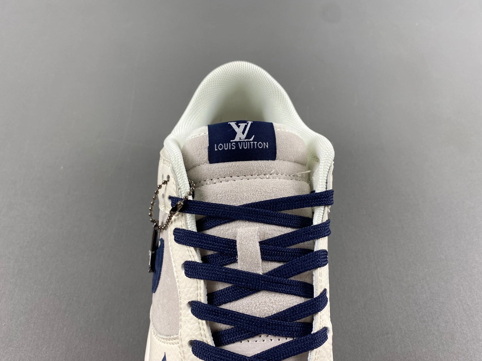 NewStyle Dunk Low L*V Custom FC1688- 24