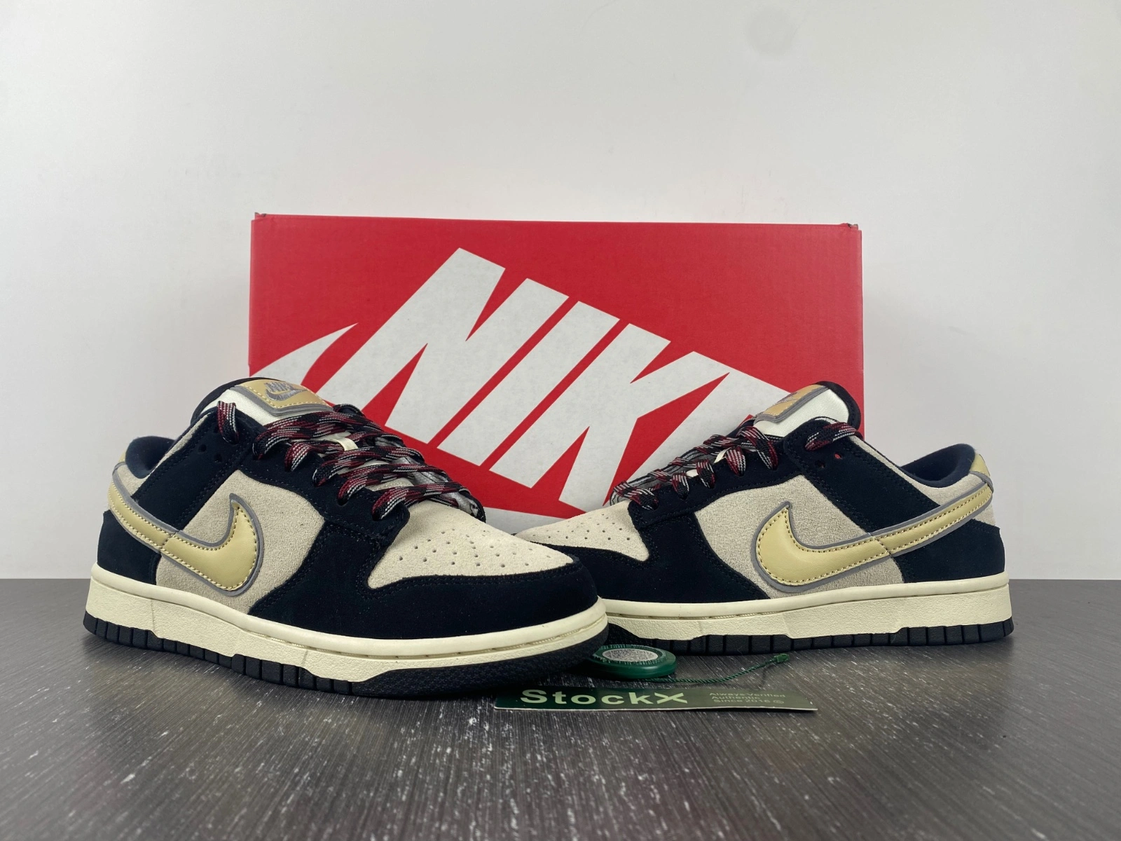 Attractive Dunk Low LX Black Suede Team Gold DV3054- 231
