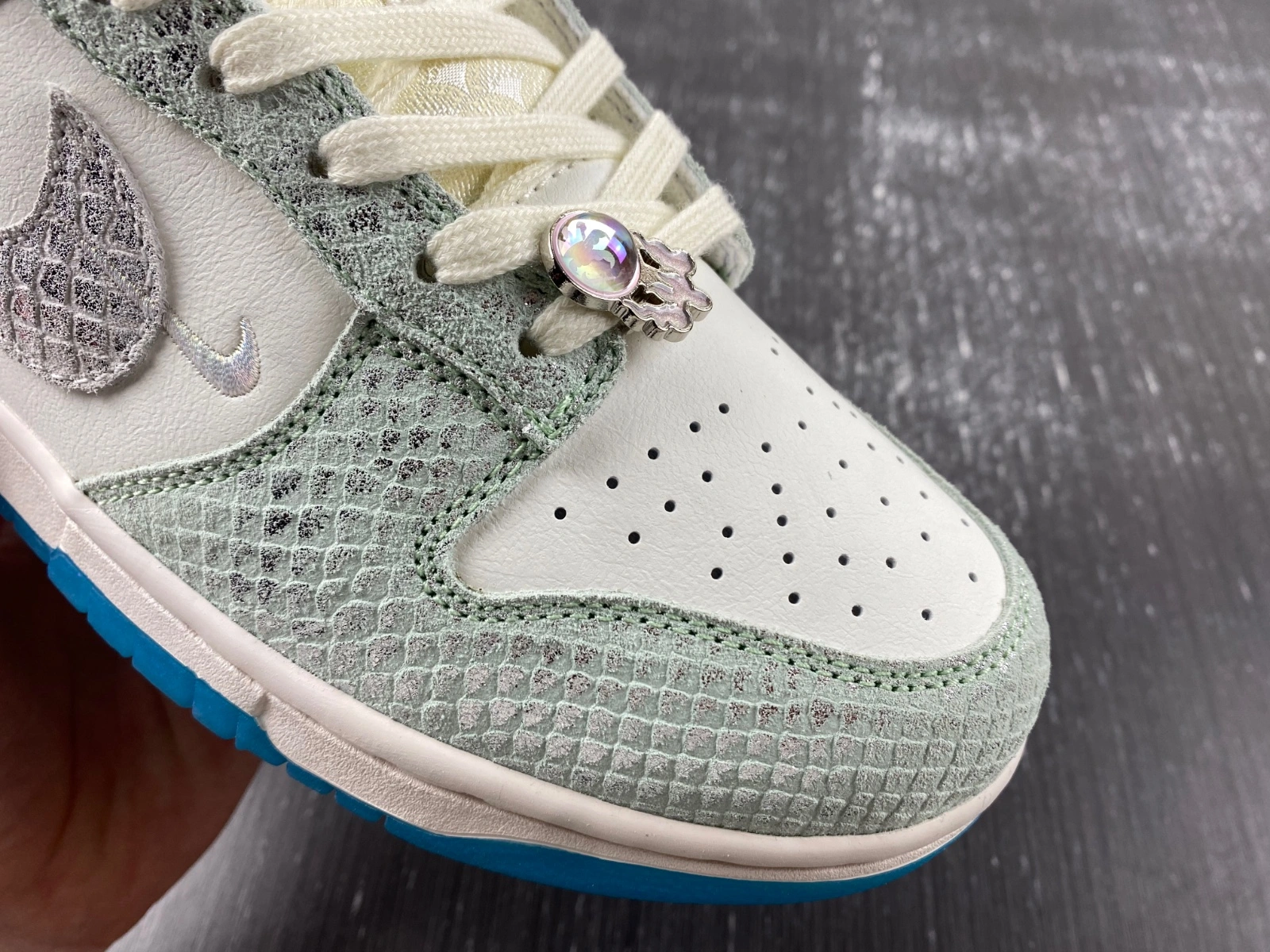 Dunk Low LX Year of the Dragon FZ5065- EyeCatching 33
