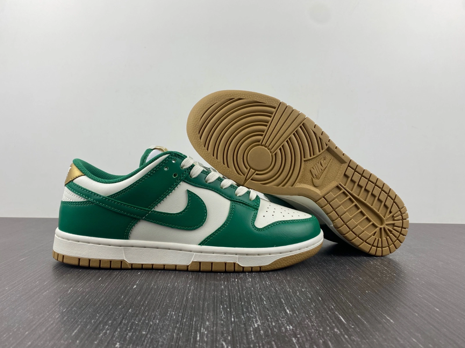 SmartChoice Dunk Low Malachite University Gold FB7173- 274
