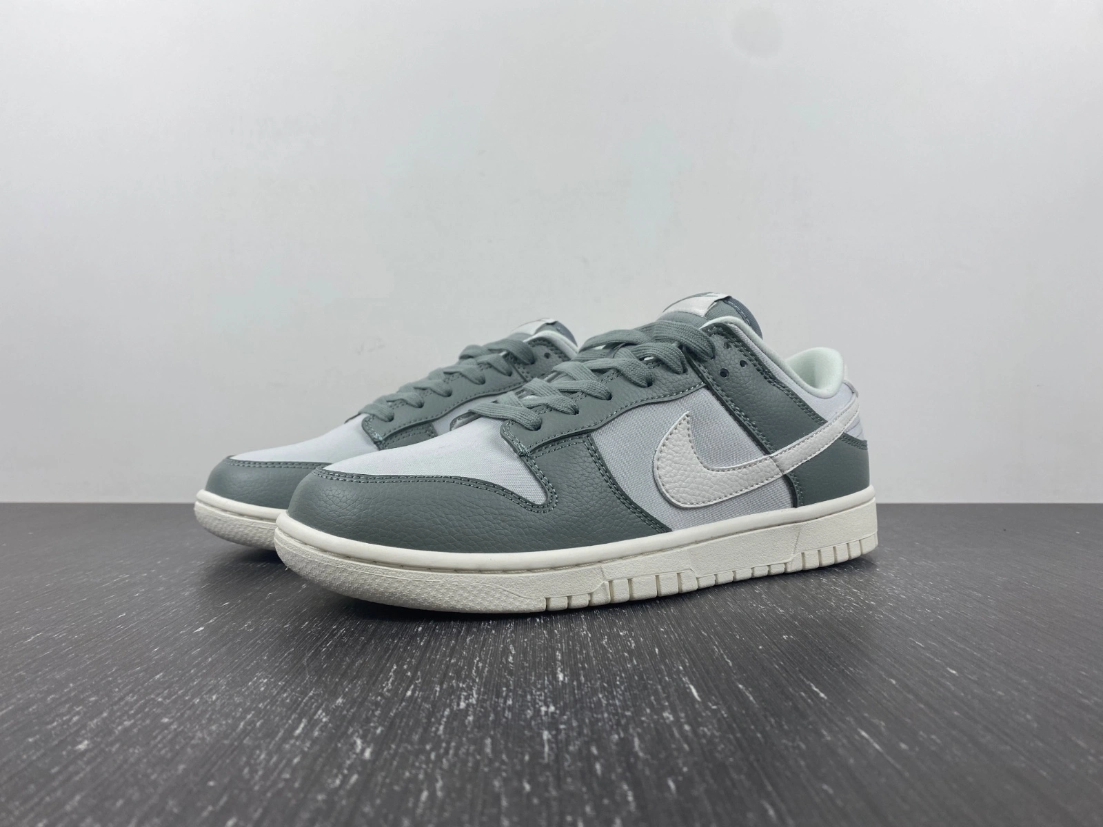 Dunk Low Mica Green DV7212- Attractive 152