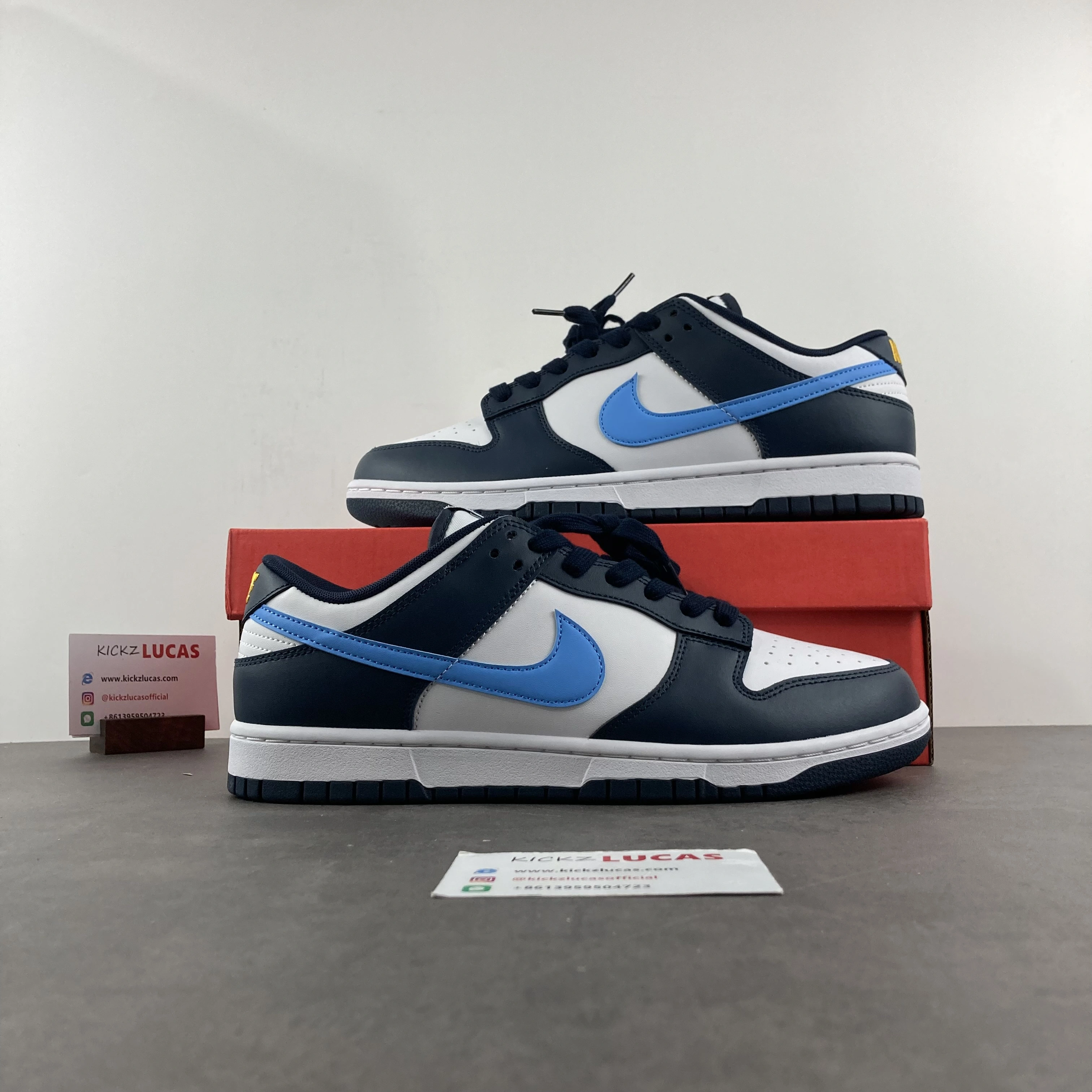 UrbanChic Dunk Low Midnight Navy University Blue FN7800- 157