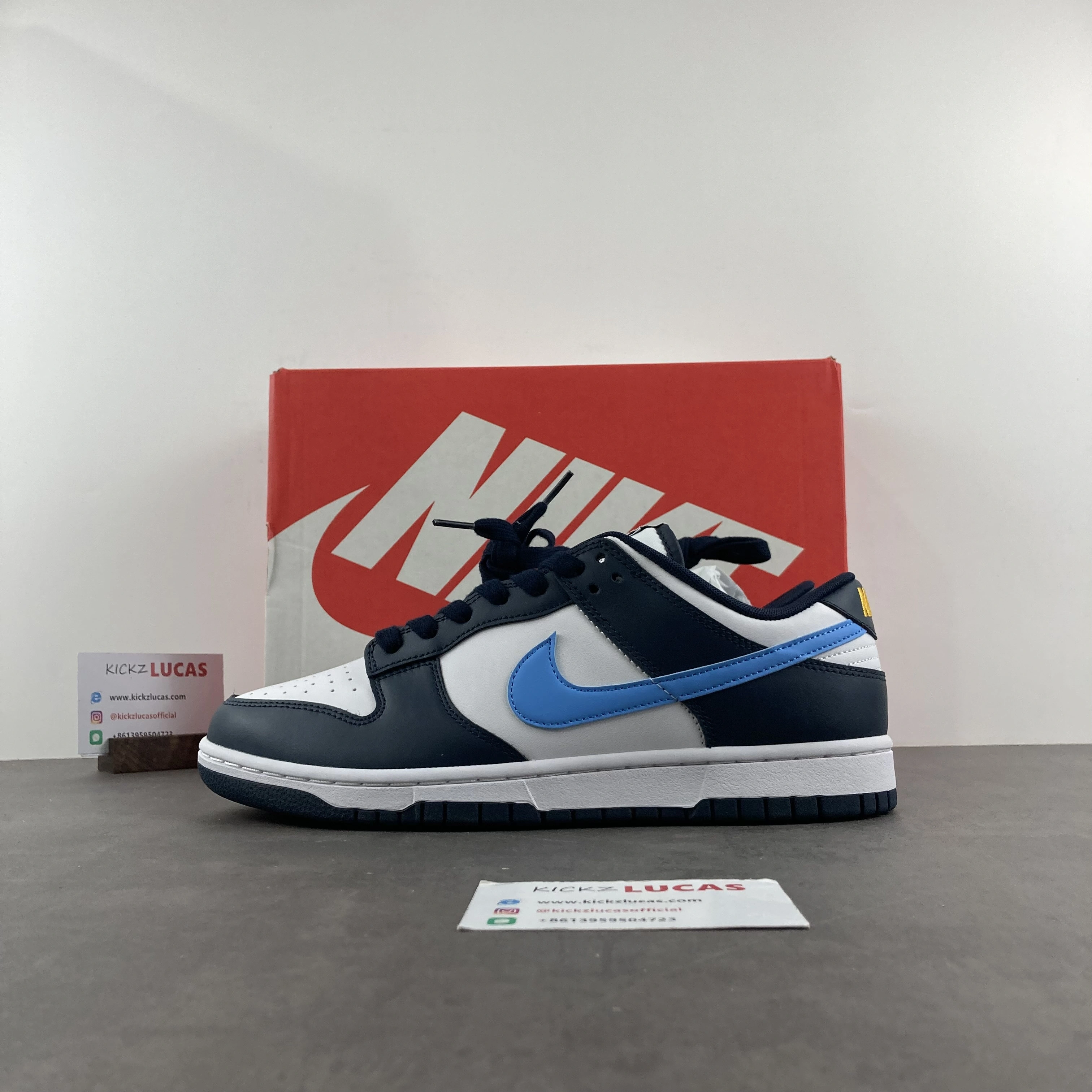 UrbanChic Dunk Low Midnight Navy University Blue FN7800- 157