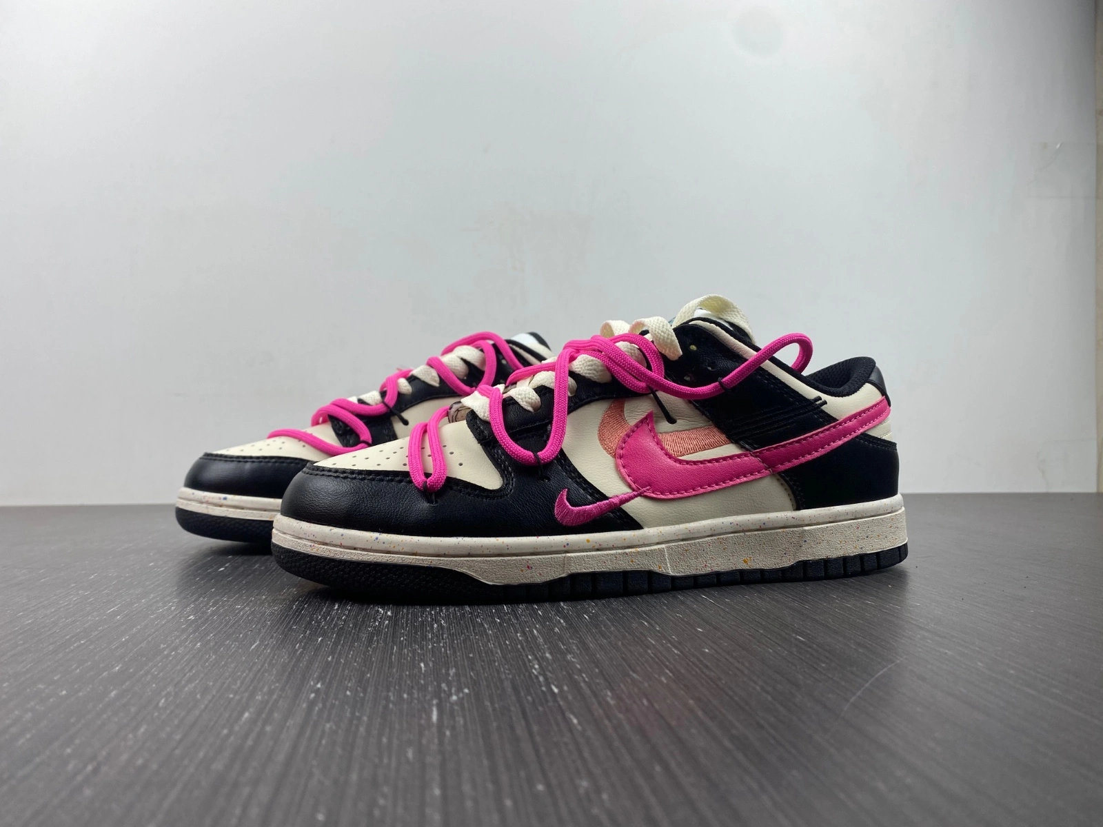 Neat Dunk Low Multiple Swooshes White Washed Teal FD4623- 210
