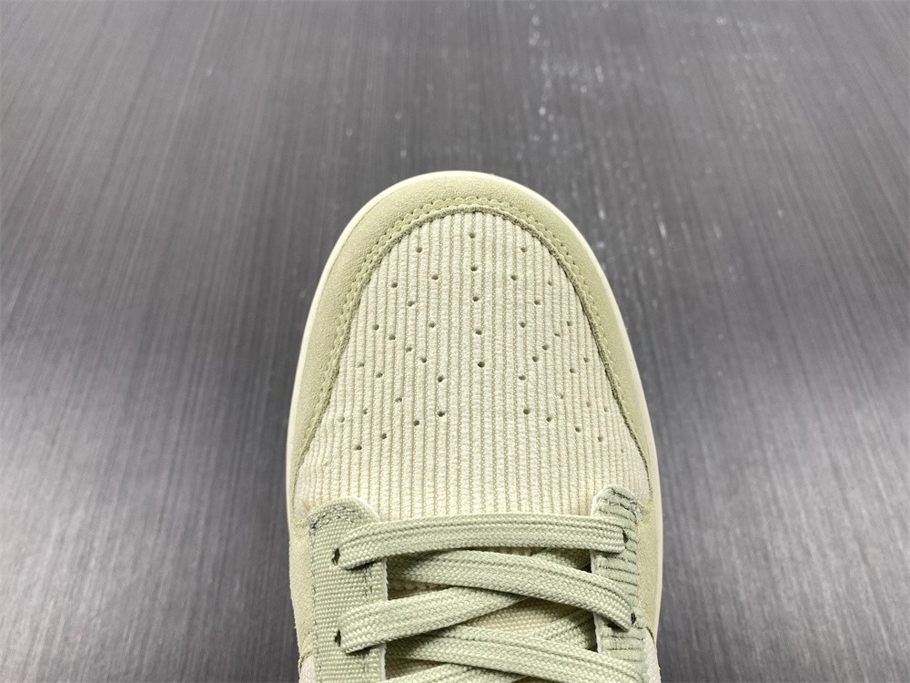Versatile Dunk Low On the  Side DQ5076- 358