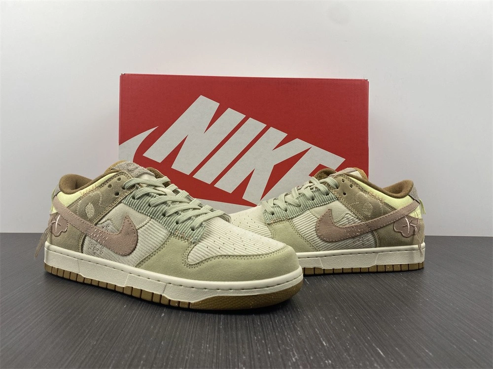 Versatile Dunk Low On the  Side DQ5076- 358