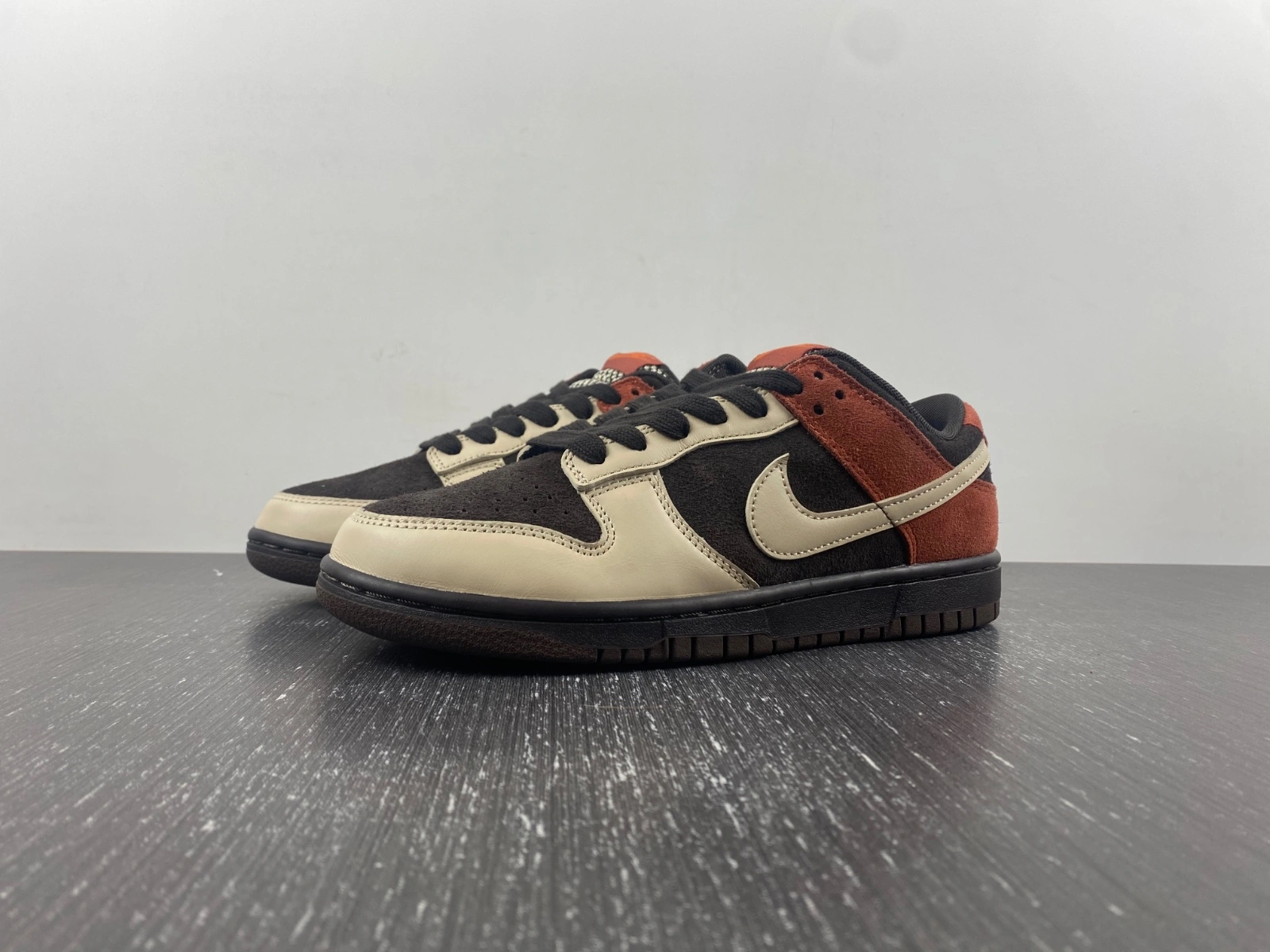 Lightweight Dunk Low Red Panda FV0395- 126