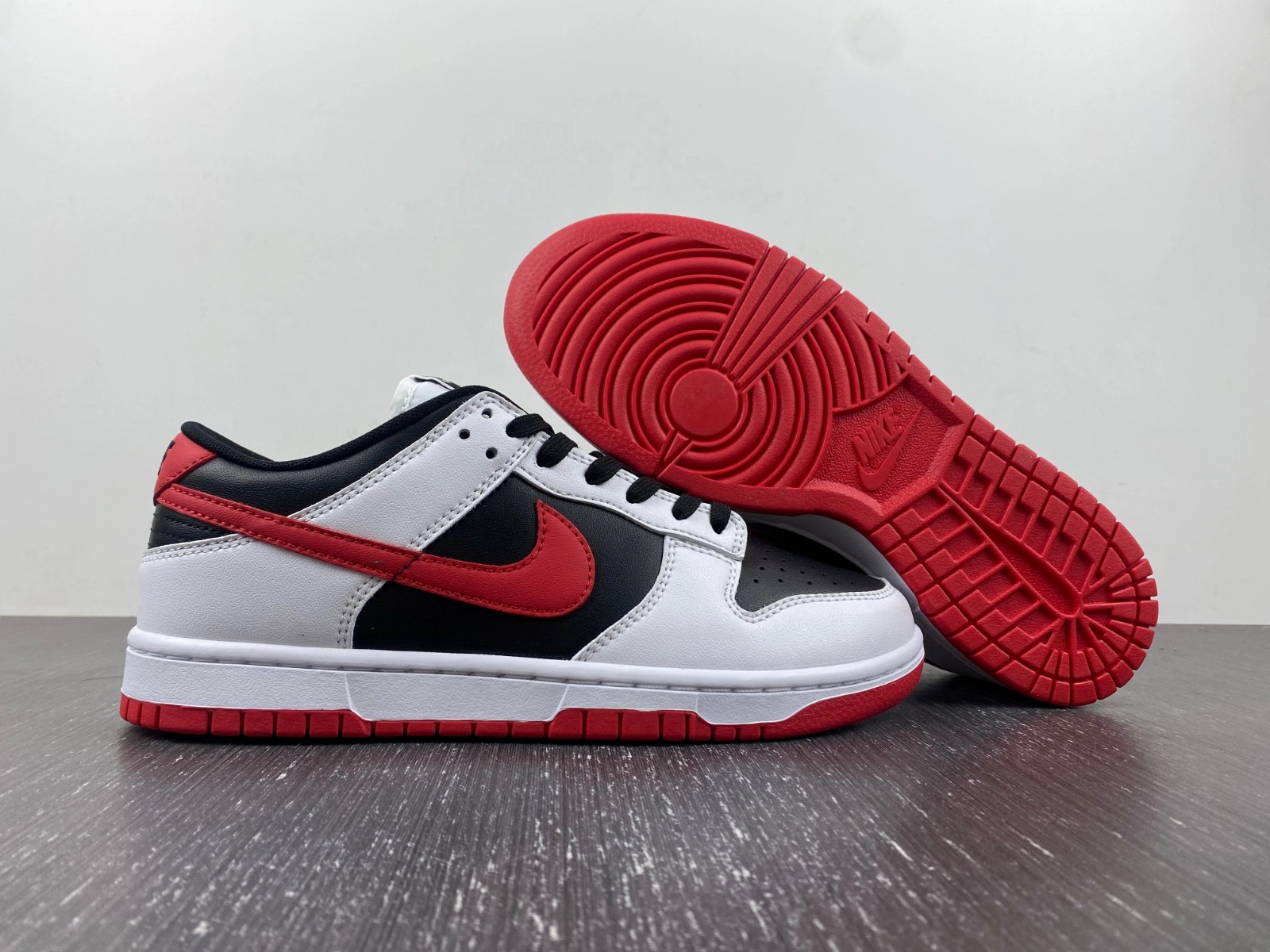 Dunk Low Retro White Black University Red FD9762- Neat 209