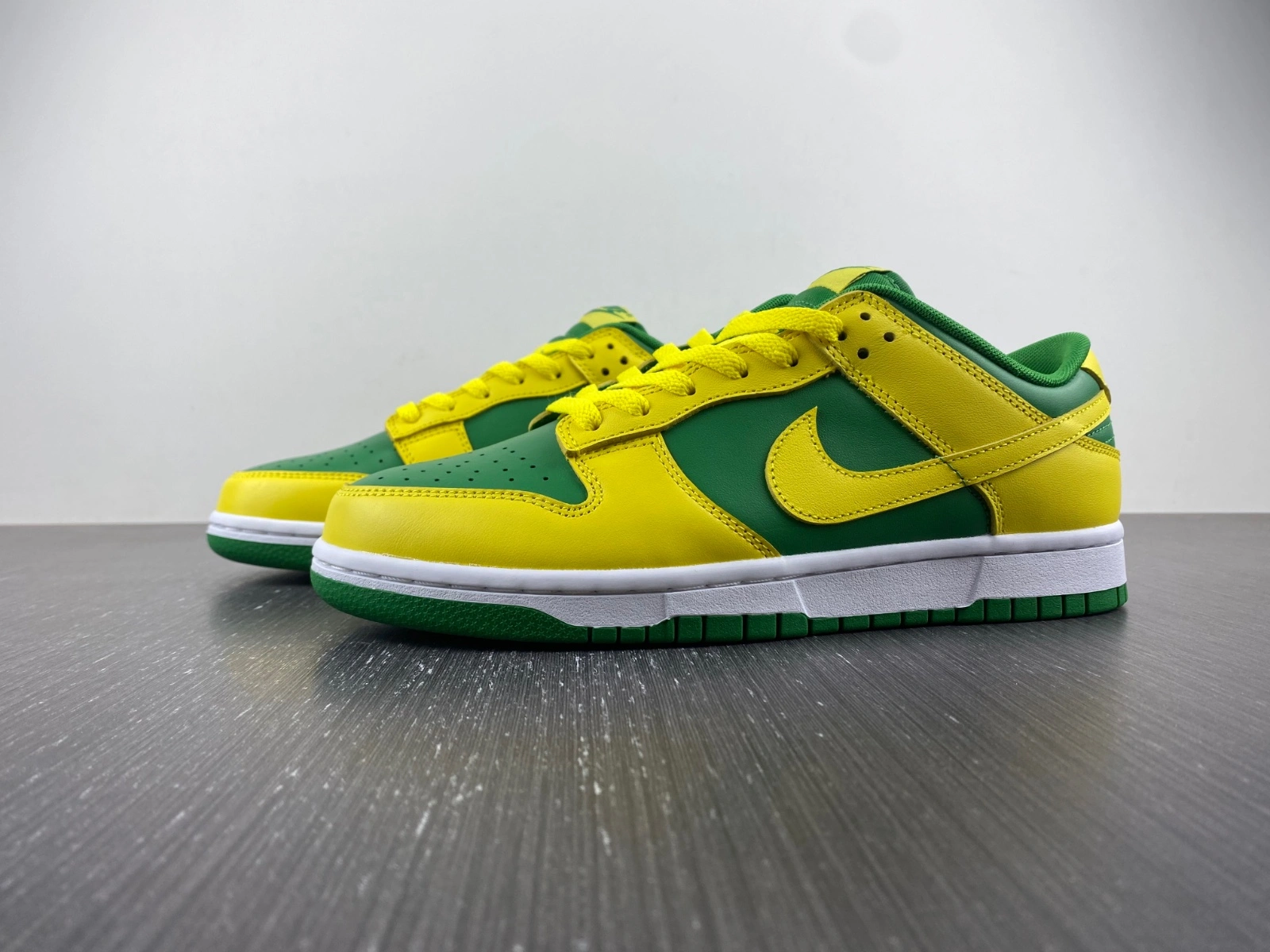 Dunk Low Reverse Brazil DV0833- SmartChoice 246