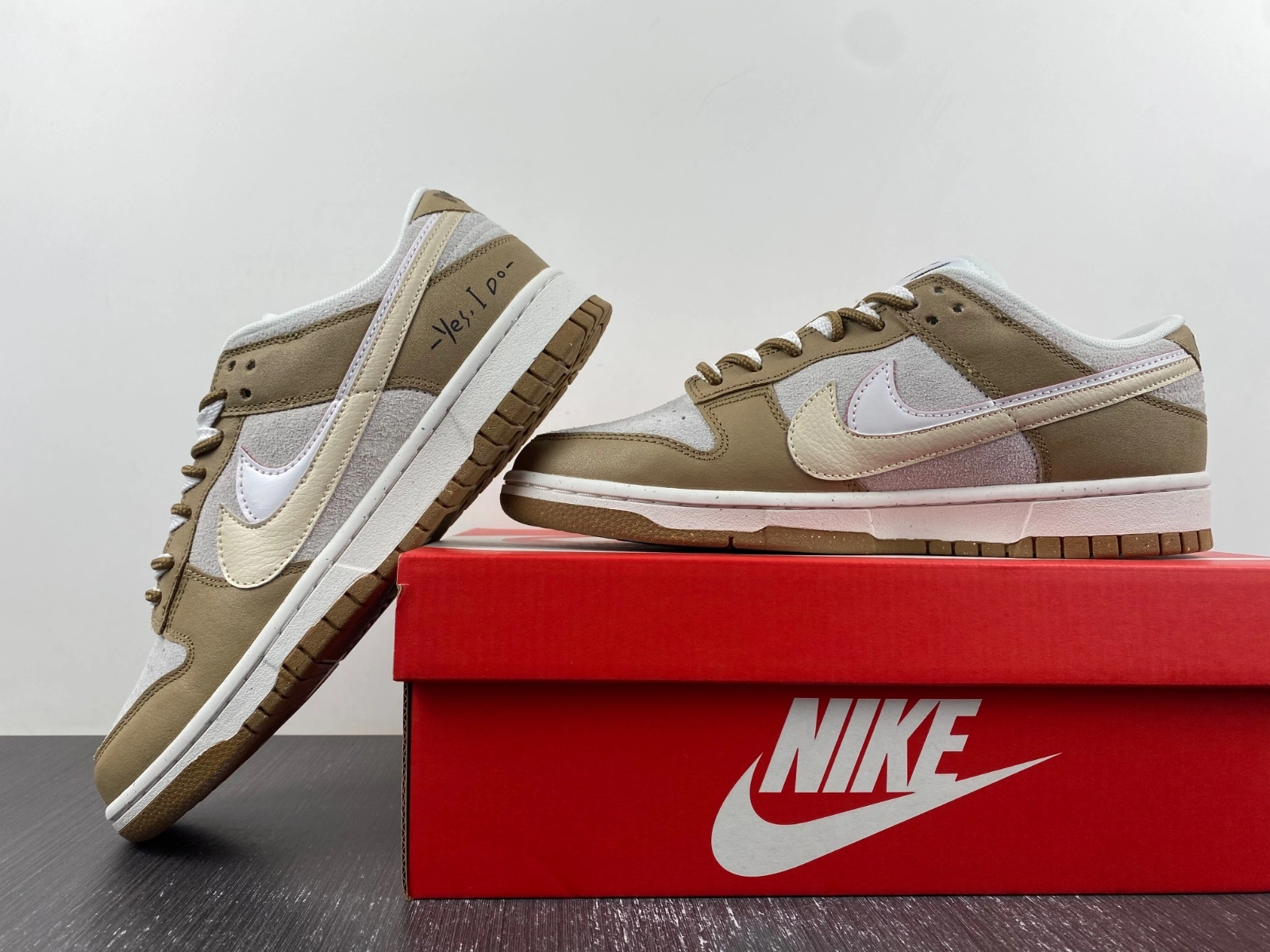 Soft Dunk Low SE 85 Double Swoosh Brown DO9457- 180