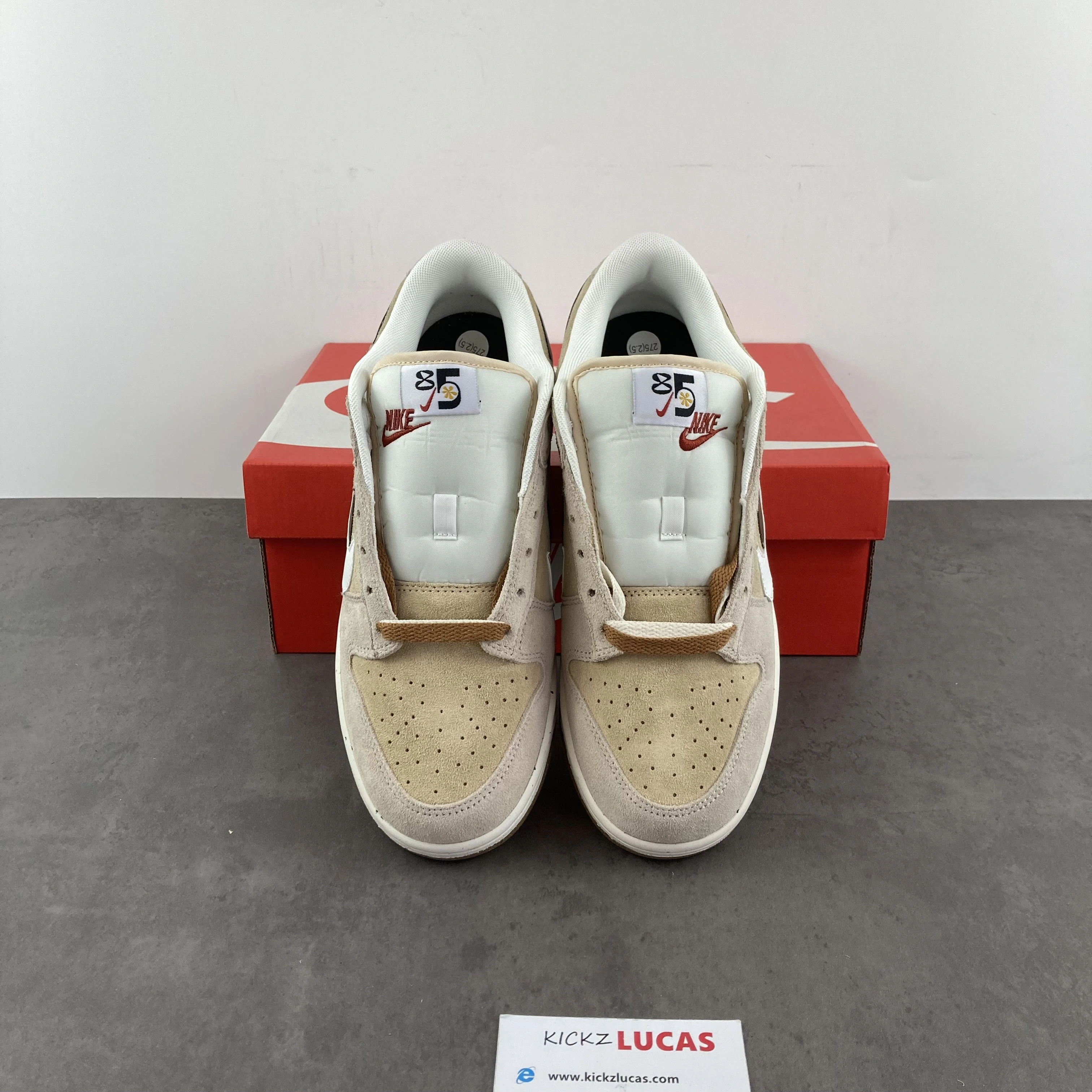 Dunk Low SE 85 Double Swoosh DO9457- Supportive 243
