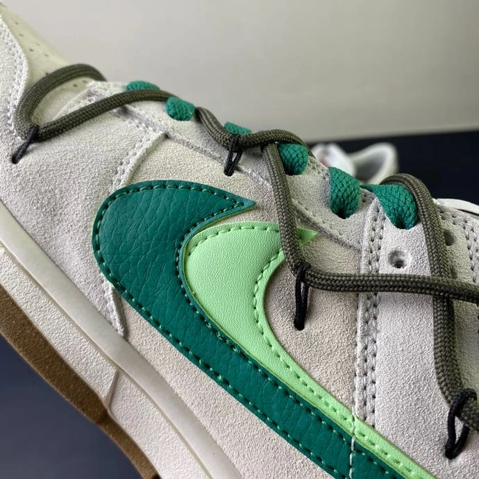 Dunk Low SE 85 Double Swoosh DO9457- Cozy 228
