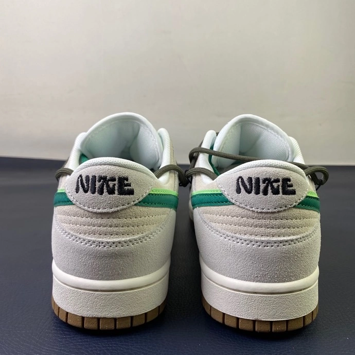 Dunk Low SE 85 Double Swoosh DO9457- Cozy 228