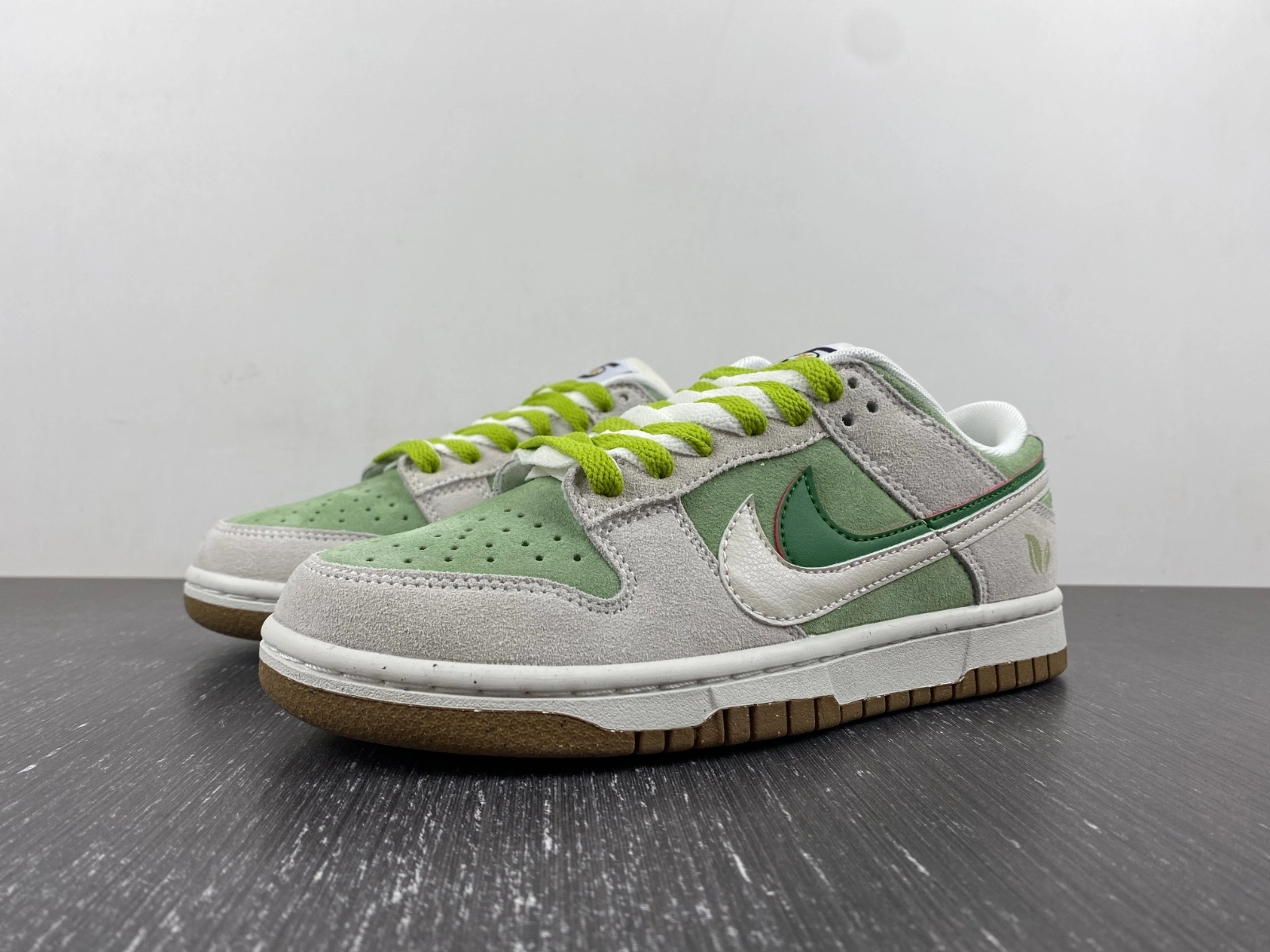 Reliable Dunk Low SE 85 Double Swoosh avocado D09457- 227