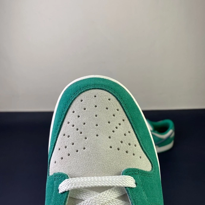 Dunk Low SE 85 Neptune Green DO9457- Sustainable 318