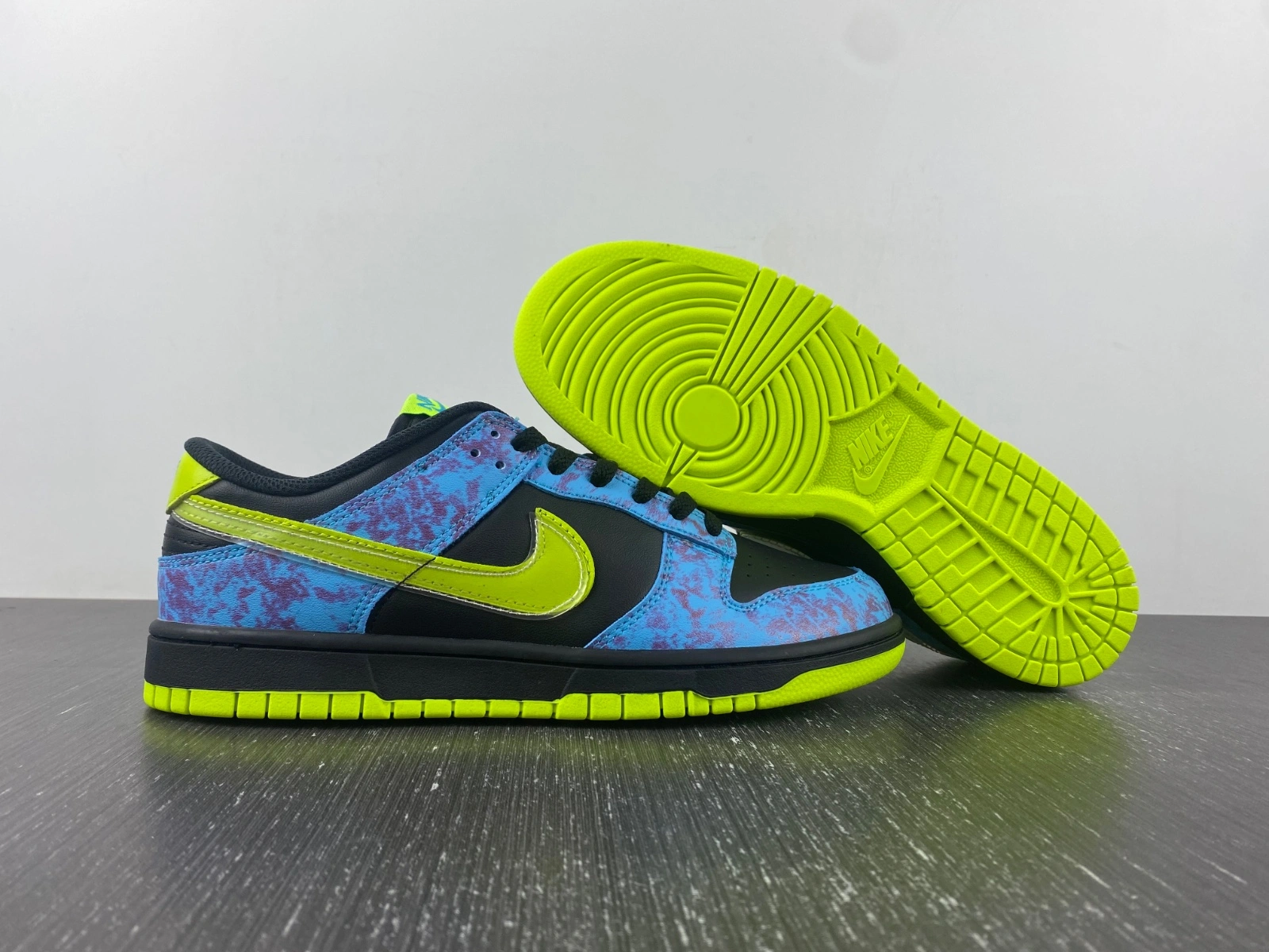 Dunk Low SE Acid Wash Baltic Blue Volt DV1694- FashionForward 218