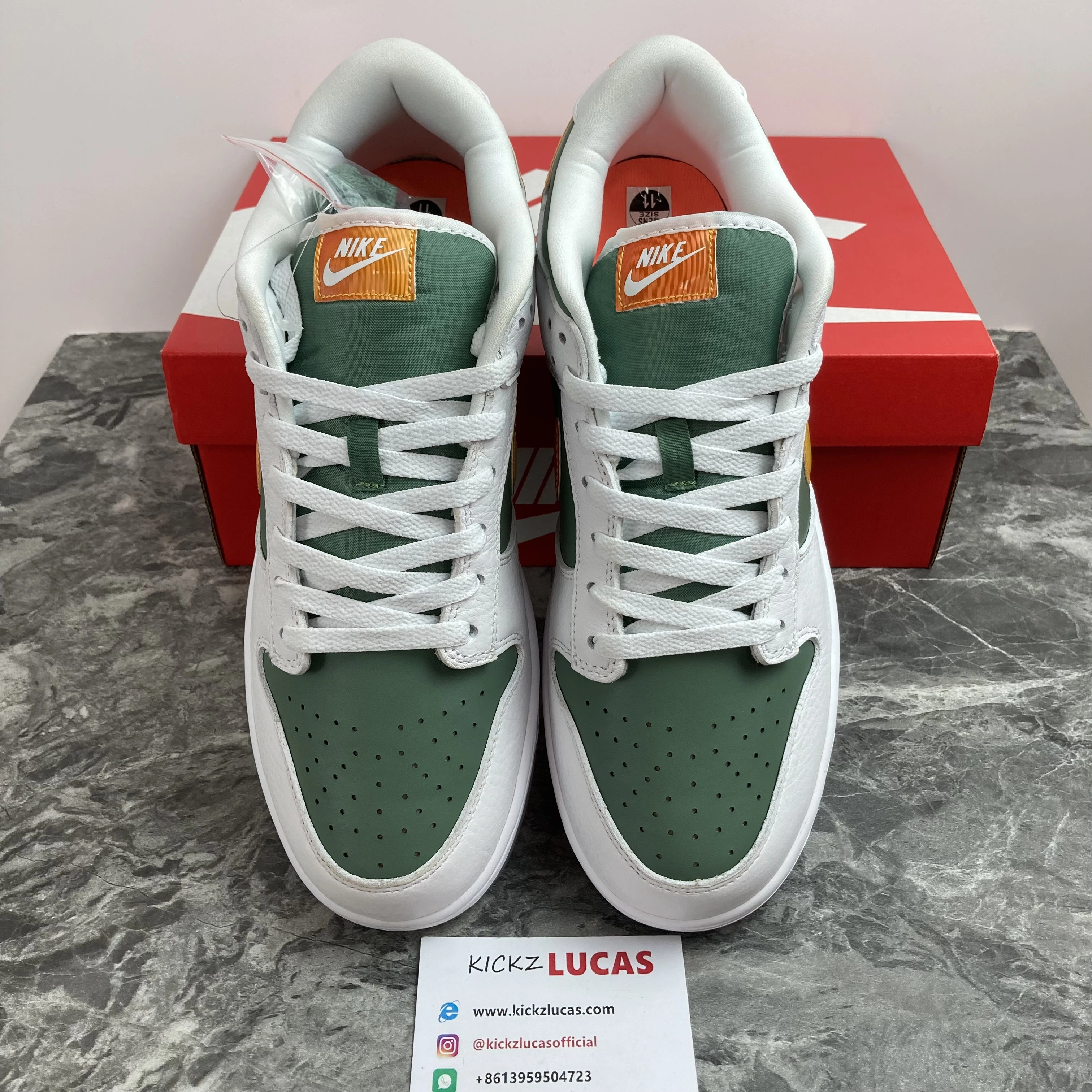 UrbanChic Dunk Low SE NY vs. NY DN2489- 568