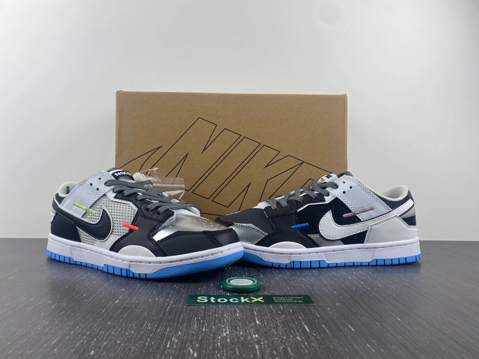 ZeroBulk Dunk Low Scrap Black Neutral Grey University Blue White DN5381- 258