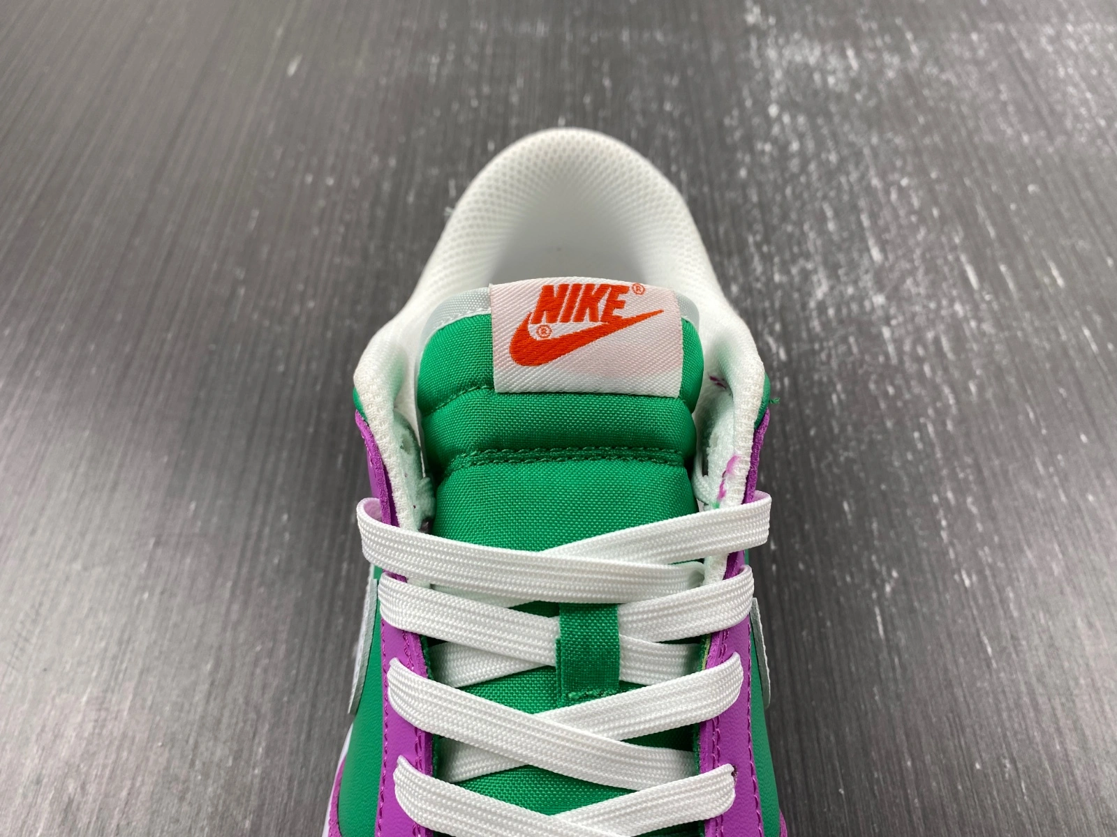 Unisex Dunk Low Stadium Green Fuchsia FD9924- 192