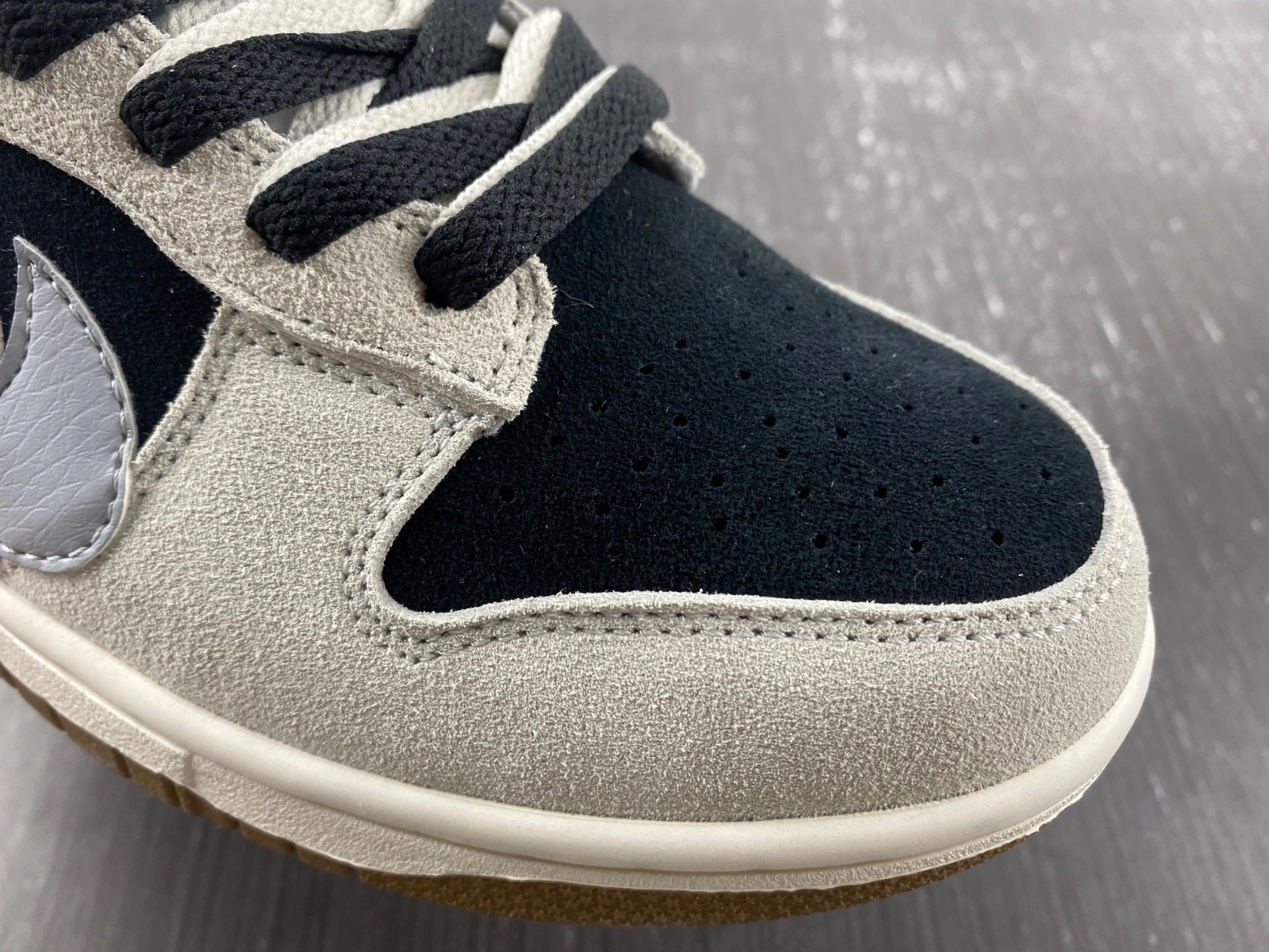 Dunk Low Stencil Swoosh DO9457- WellDesigned 259