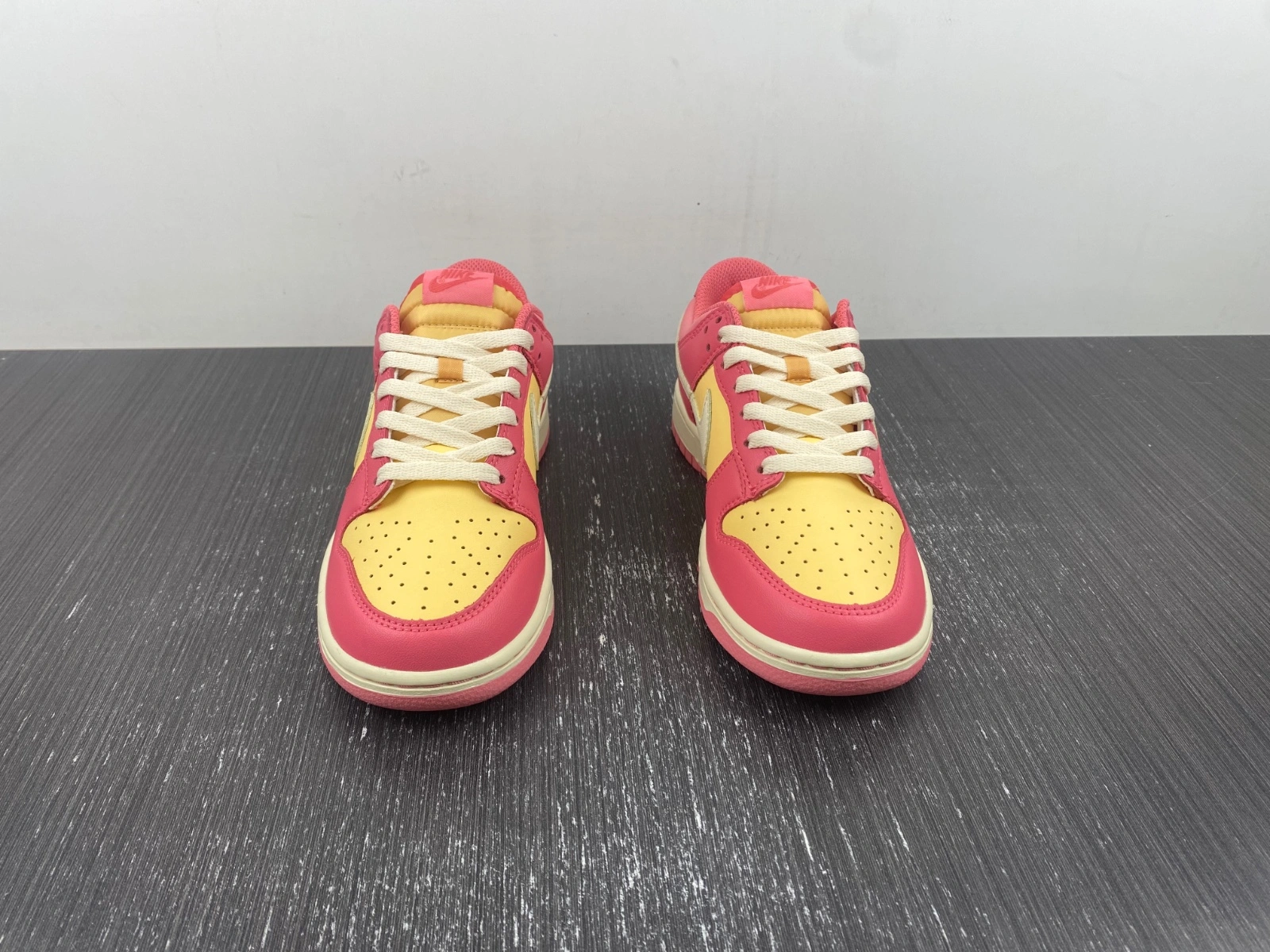 EyeCatching Dunk Low Strawberry Peach Cream DH9765- 161