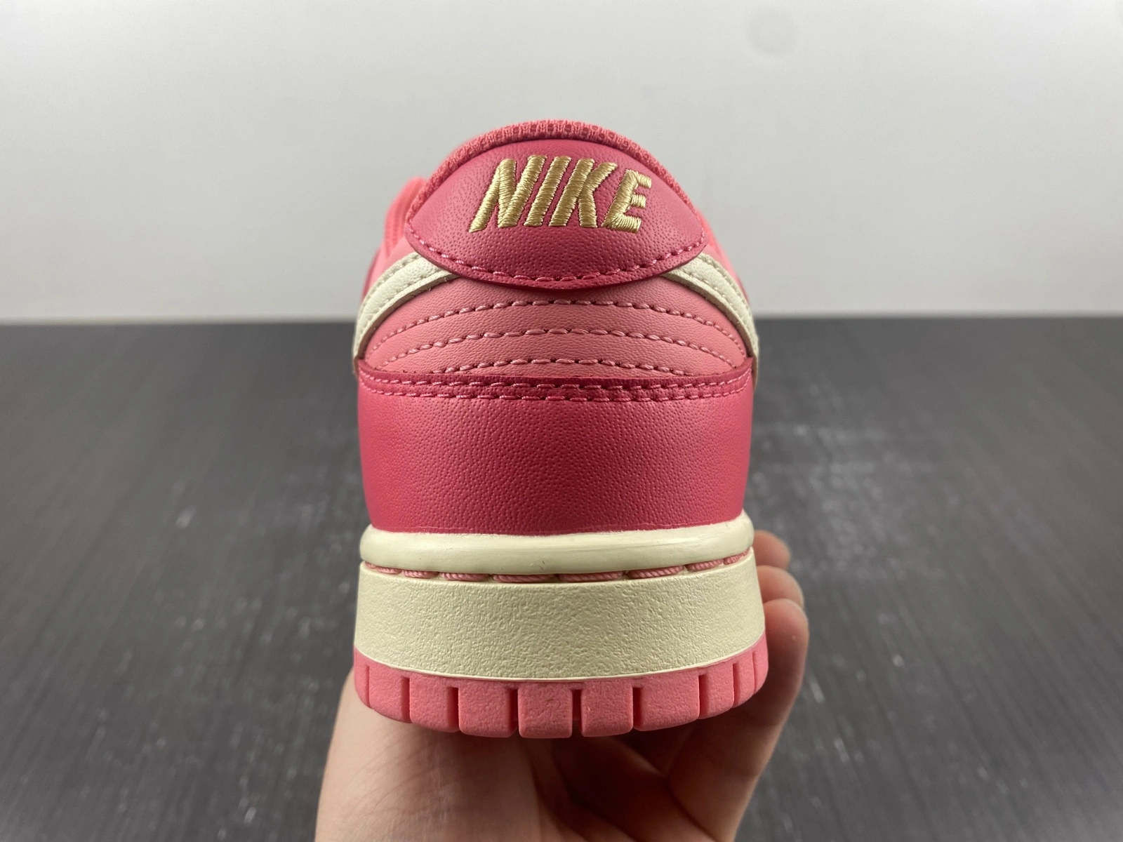 EyeCatching Dunk Low Strawberry Peach Cream DH9765- 161