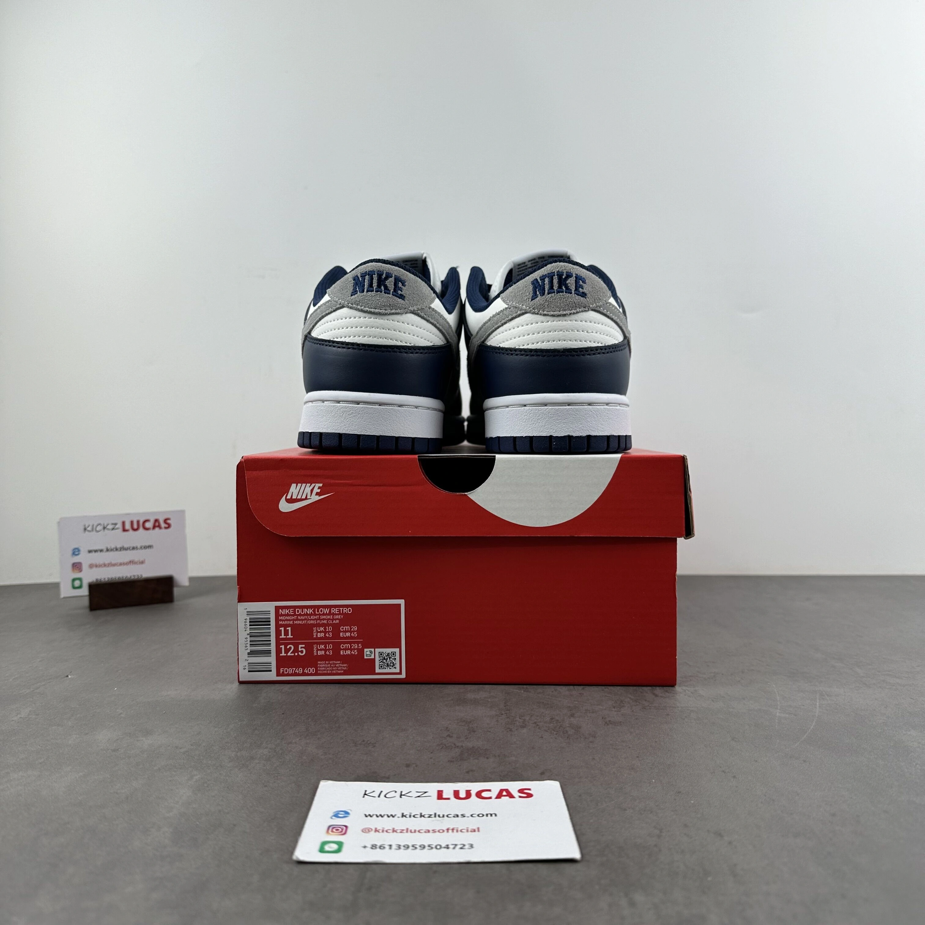 Timeless Dunk Low Summit White Midnight Navy FD9749- 238