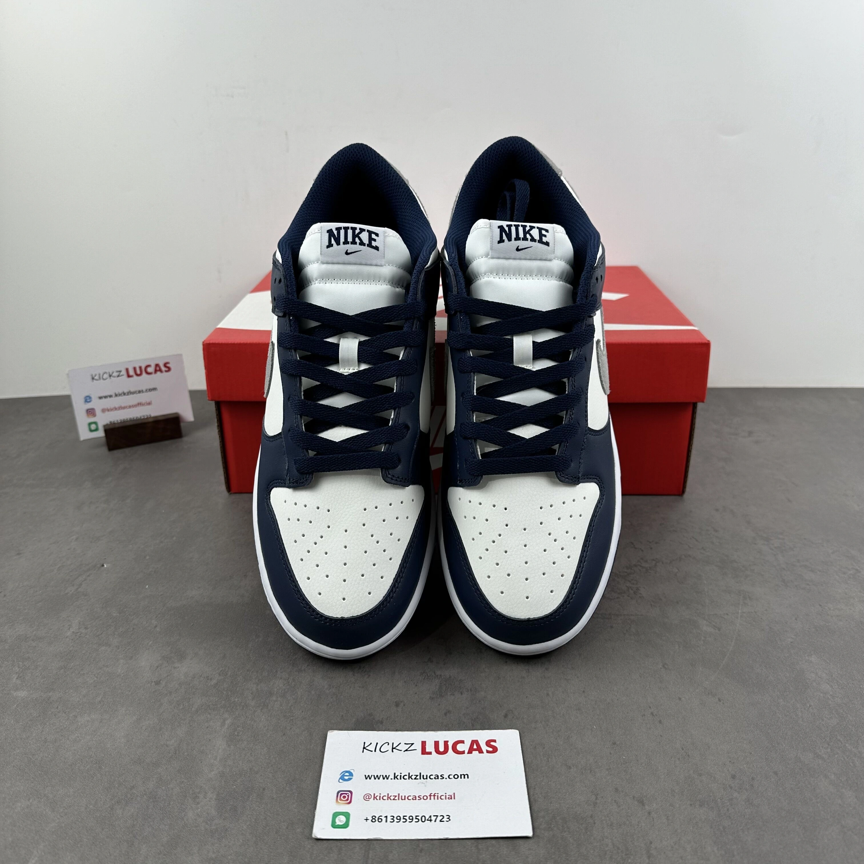 Timeless Dunk Low Summit White Midnight Navy FD9749- 238