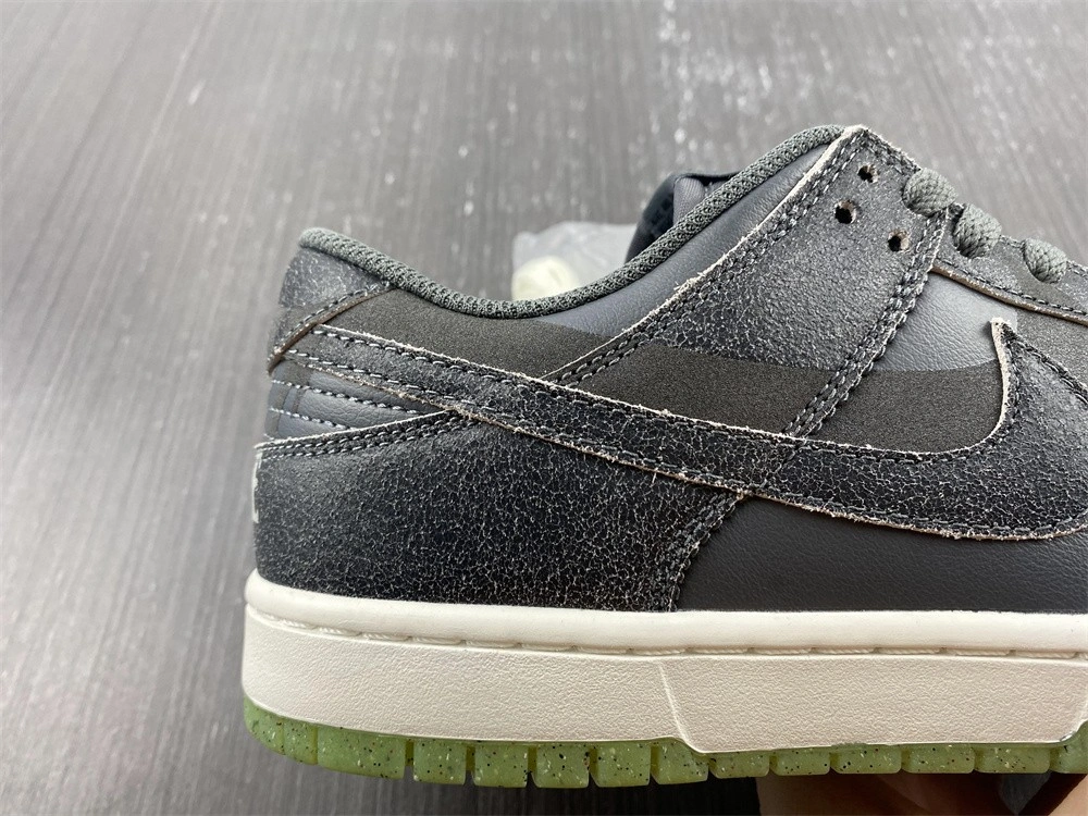 QuickDry Dunk Low Swoosh Shadow Iron Grey DQ7681- 337