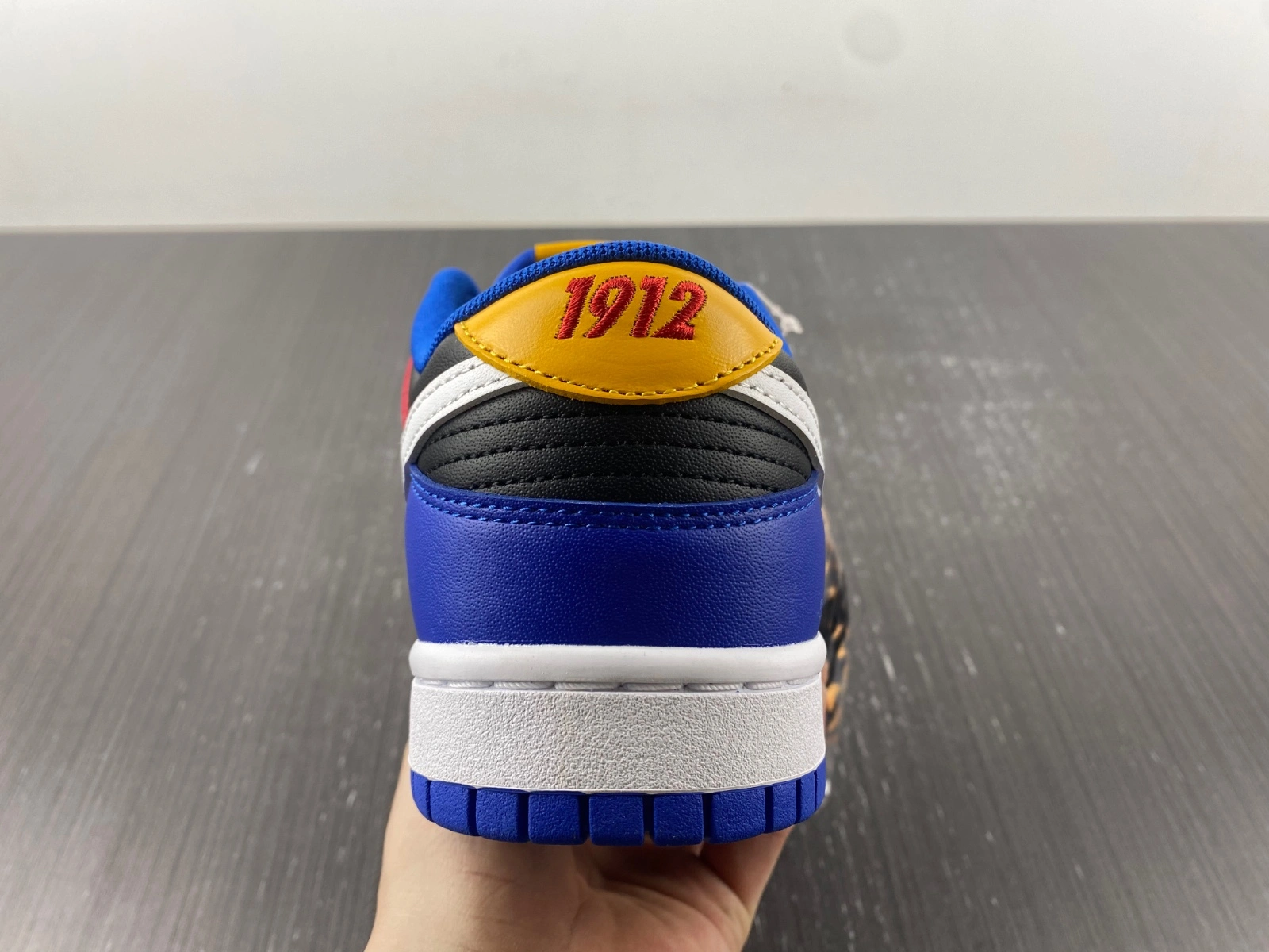 Dunk Low Tennessee State University DR6190- Compact 275