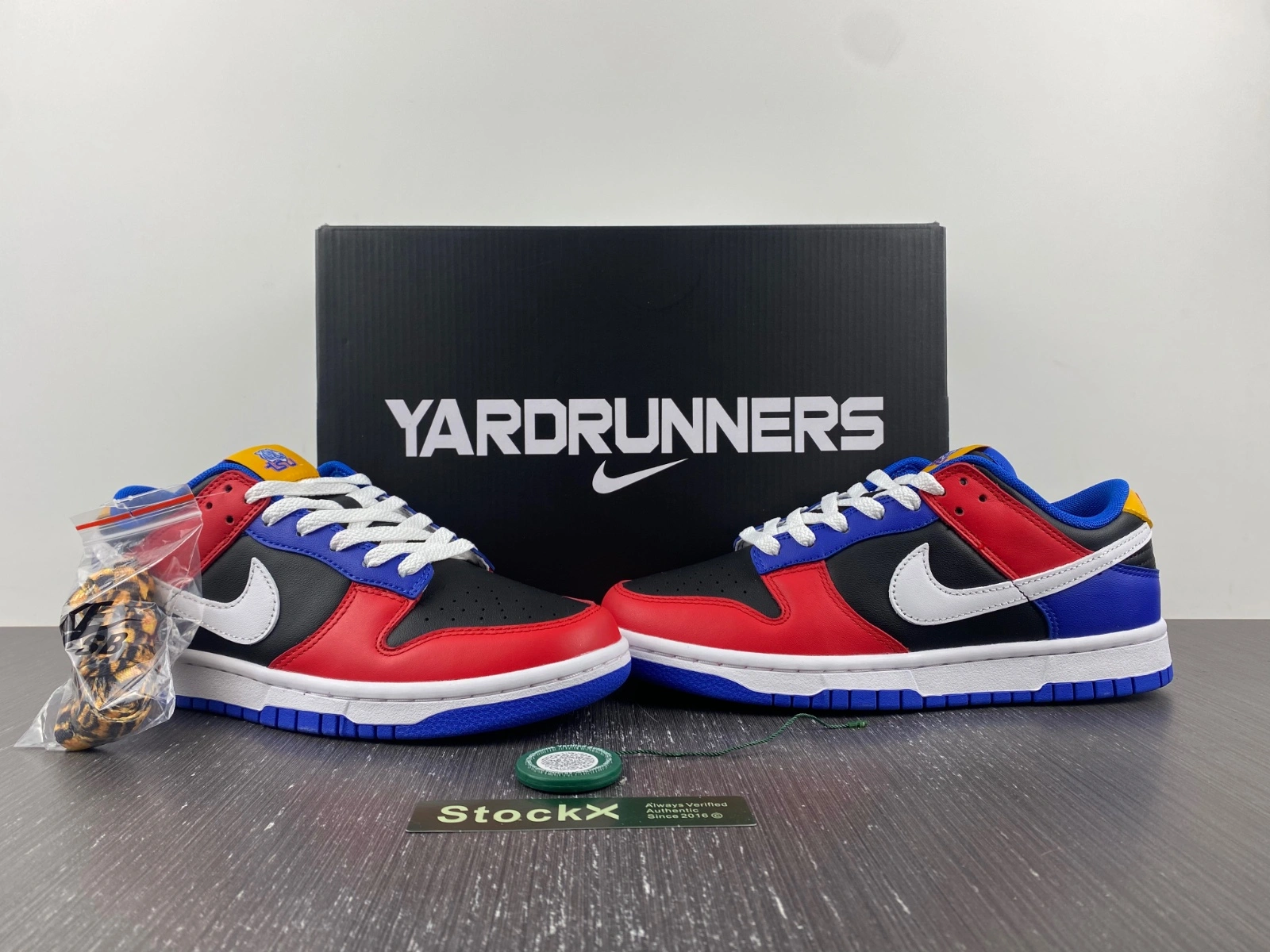 Dunk Low Tennessee State University DR6190- Compact 275
