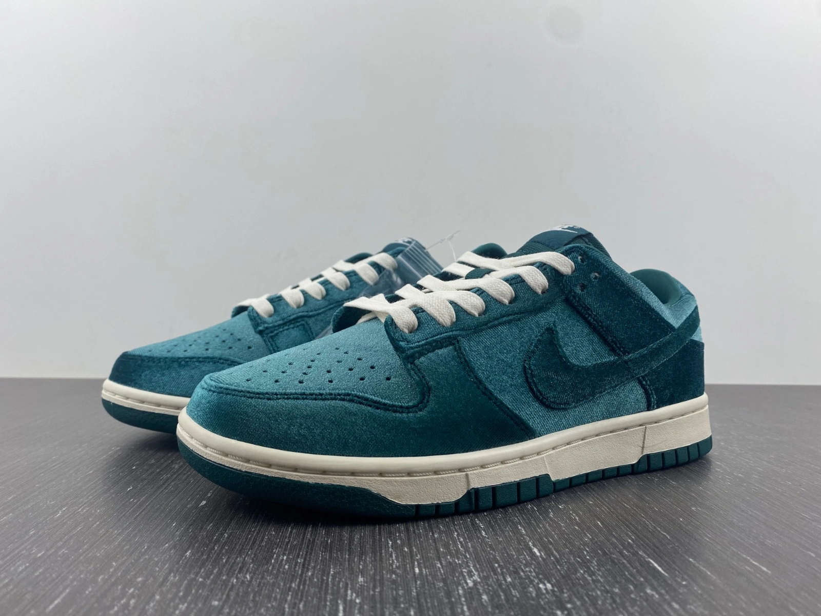 Dunk Low Velvet Teal DZ5224- Modern 271