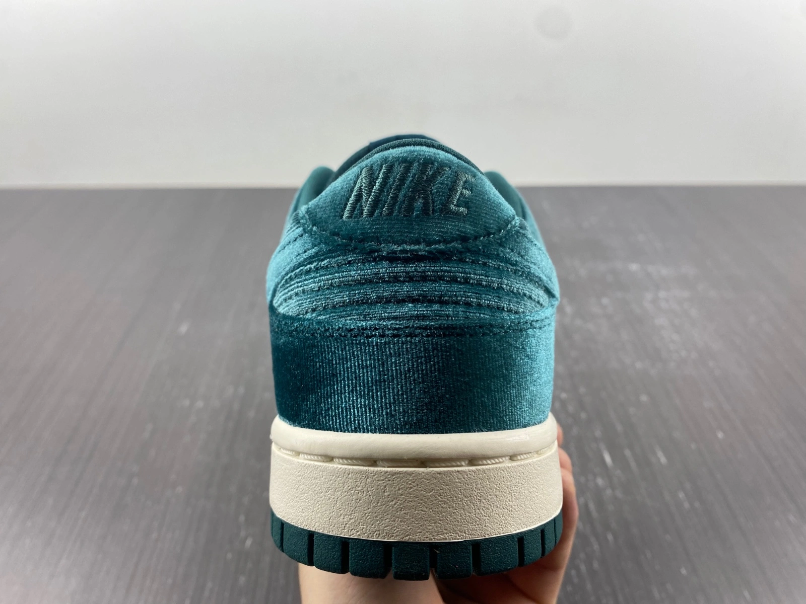 Dunk Low Velvet Teal DZ5224- Modern 271