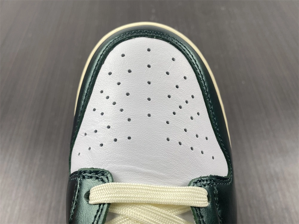 Minimalist Dunk Low Vintage Green DQ8580- 408