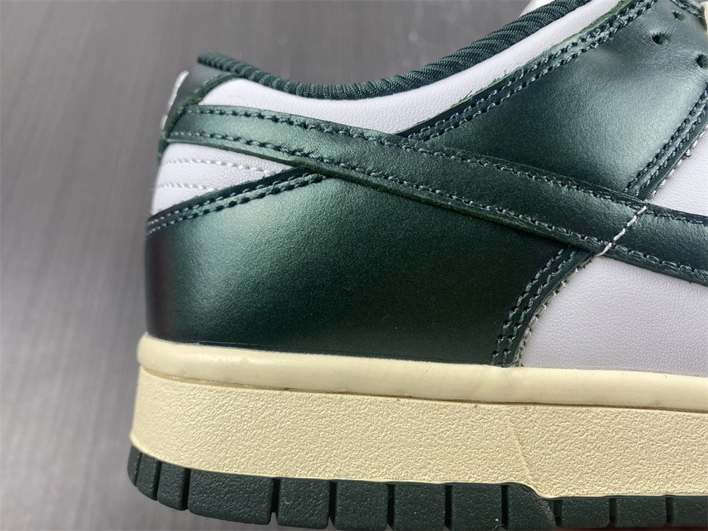 Minimalist Dunk Low Vintage Green DQ8580- 408