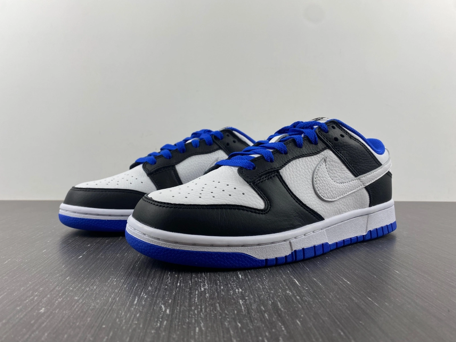Bright Dunk Low White Black Royal FD9064- 286