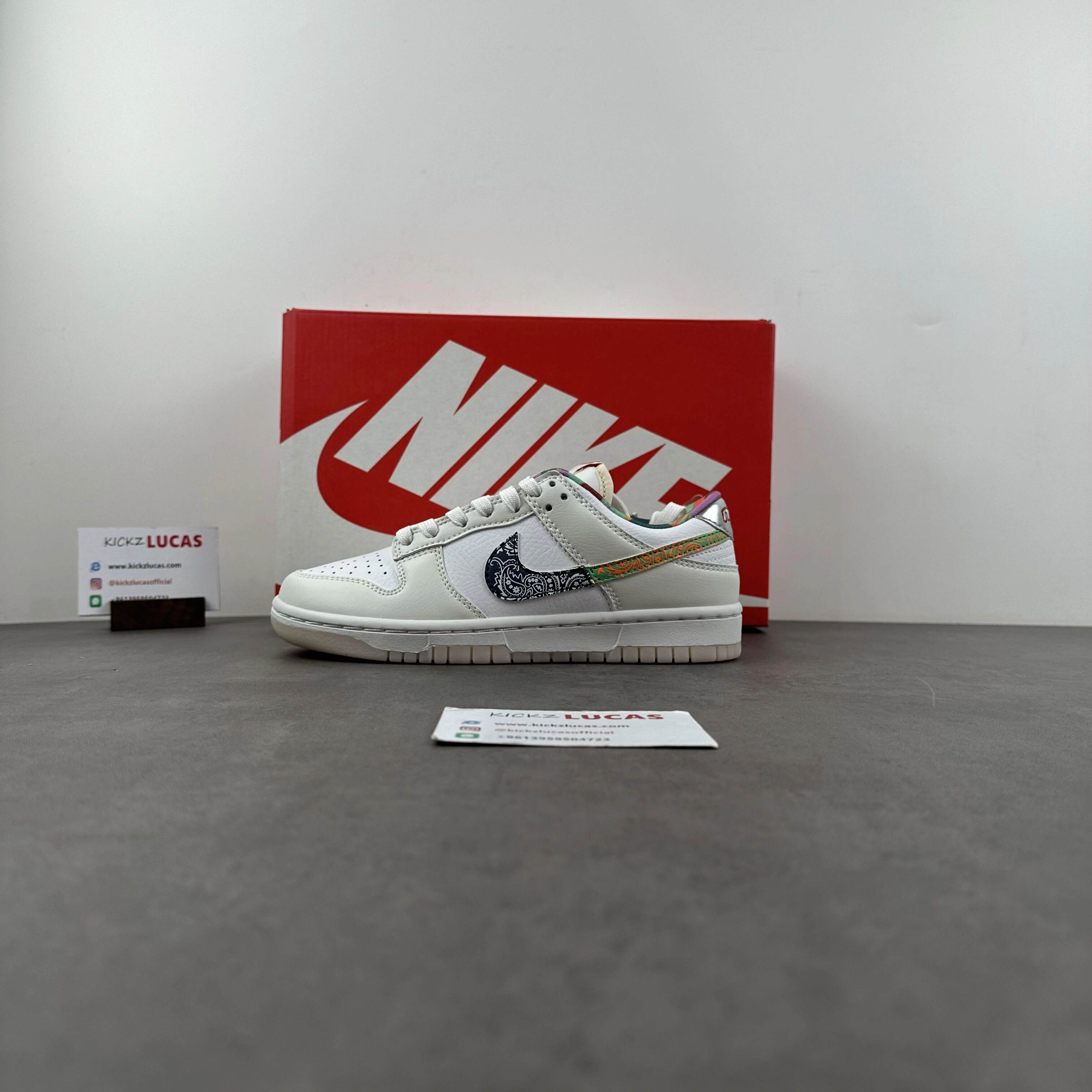 Breathable Dunk Low White Multi-Color Paisley FN8913- 123