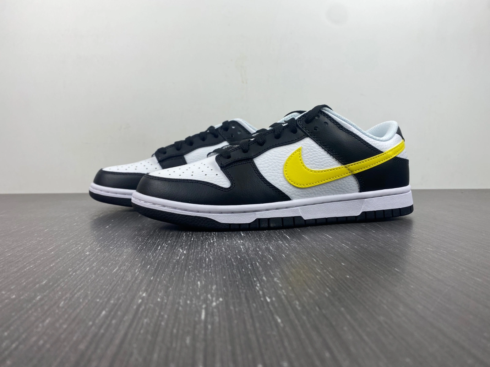 Elegant Dunk Low Yellow Panda FQ2431- 188