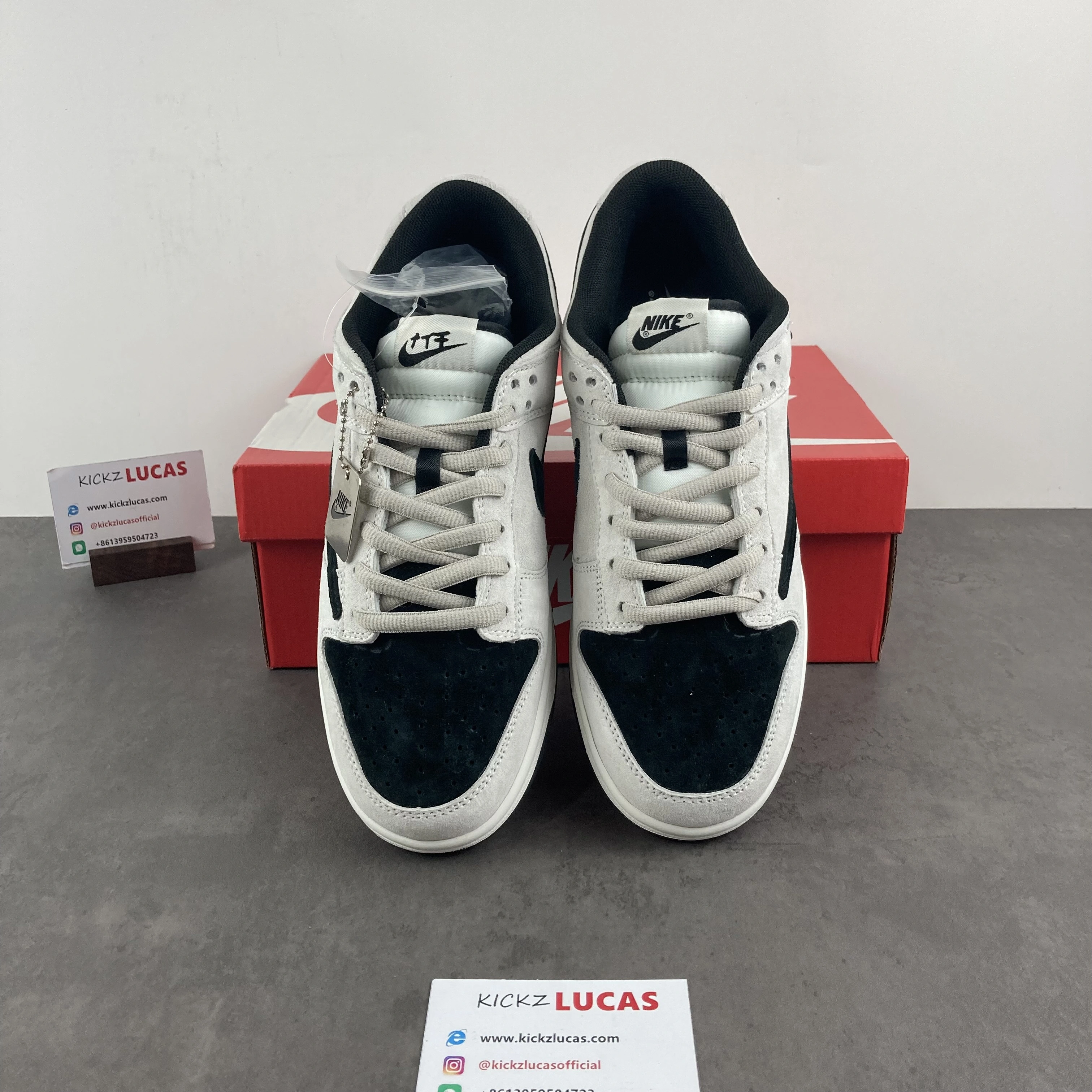Minimalist Dunk LowTravis Scott CU1726- 108