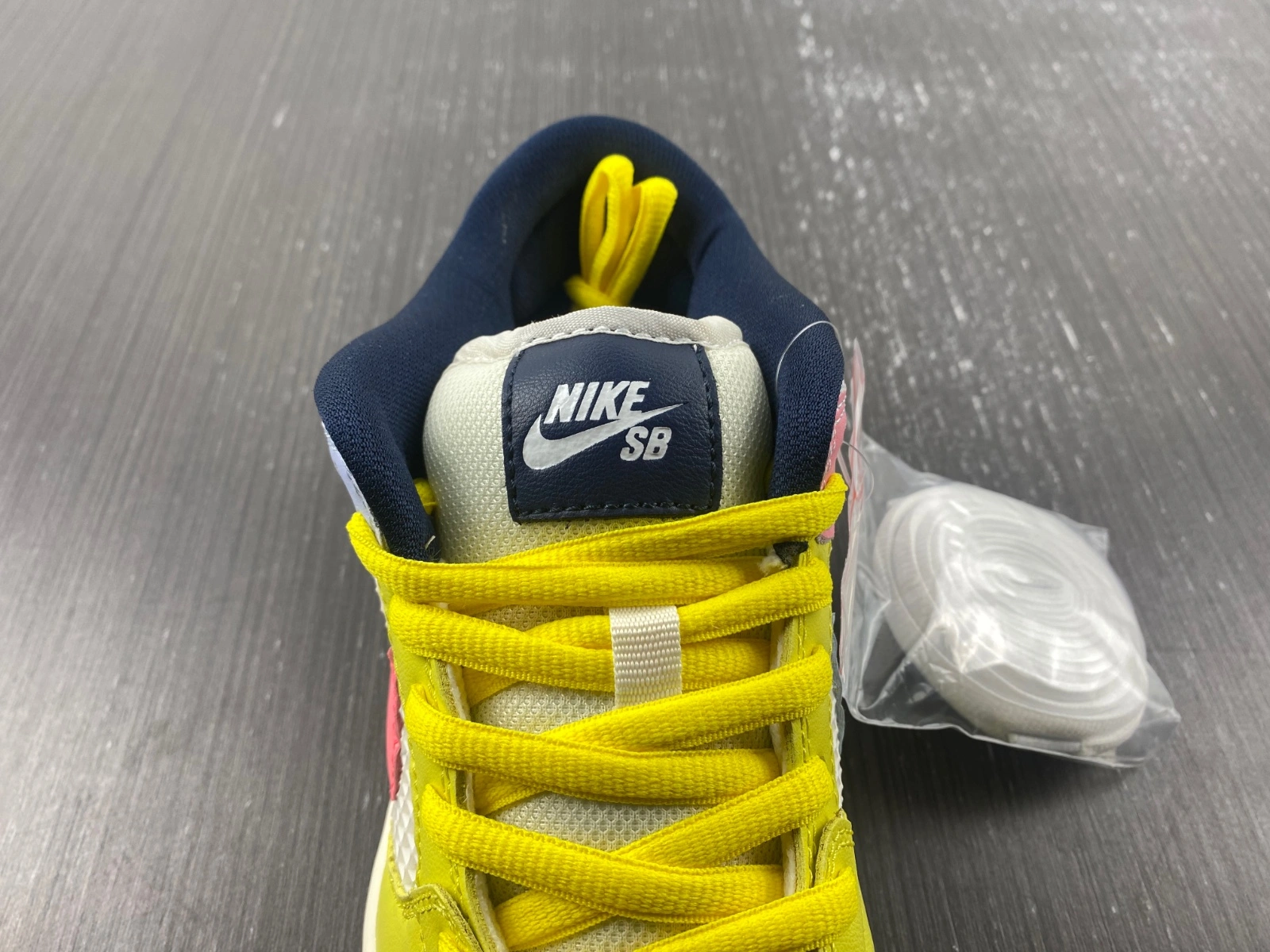 Dunk SB Low Bettie DX5933- Cozy 281