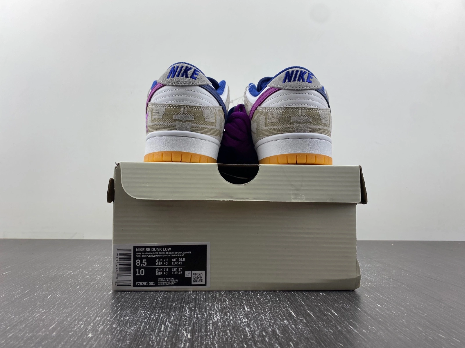 SmoothTexture Dunk SB Low Rayssa Leal FZ5251- 40