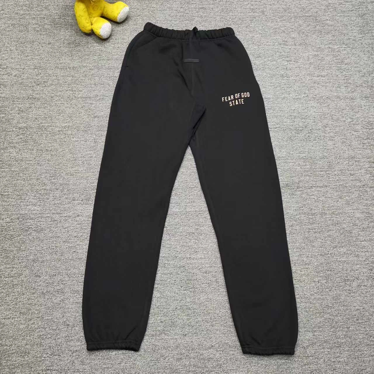 Sporty E*ssential & F*OG Pants Top Sone 20250414- 11429