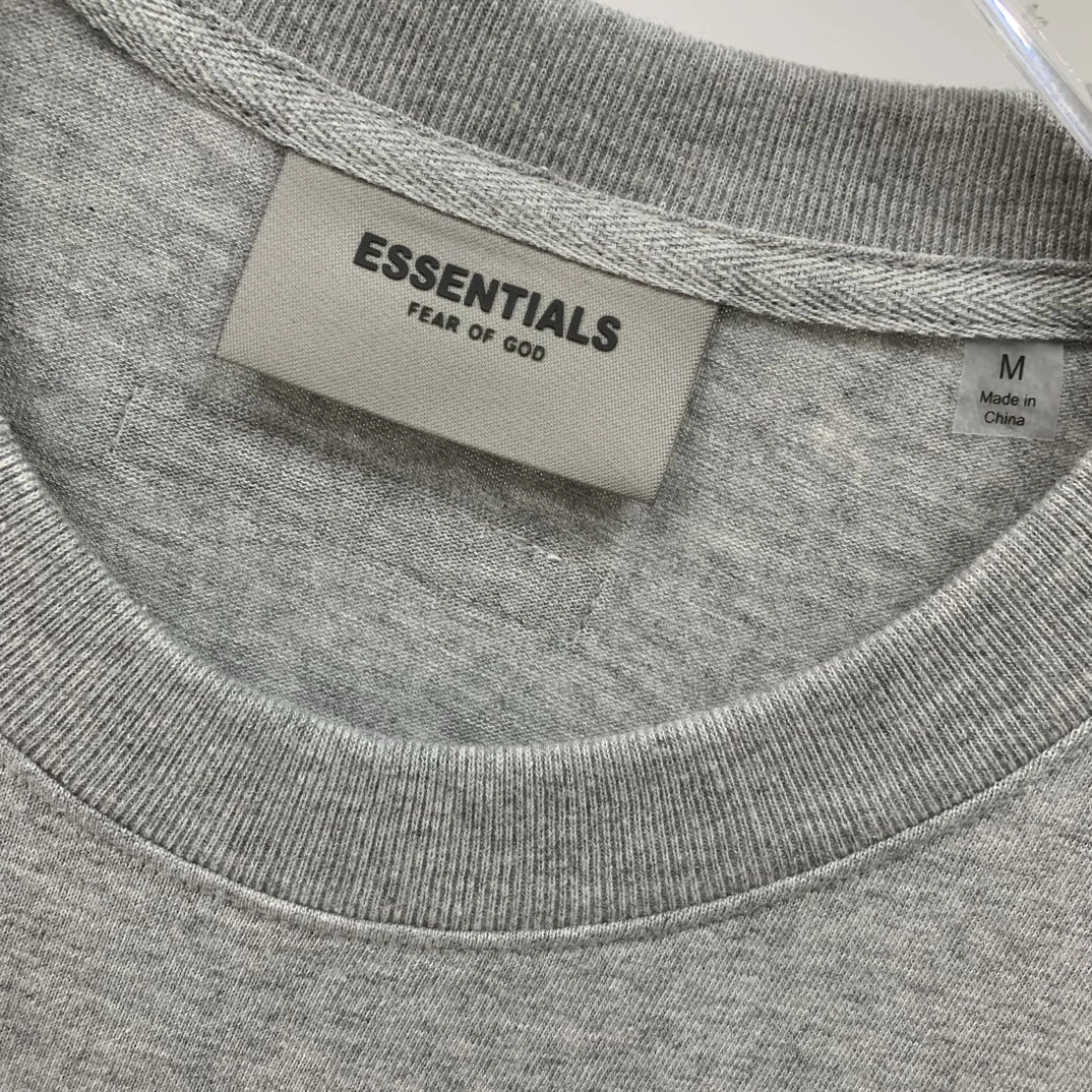 E*ssentials T-shirt Top Quality WM 20230627- Flexible 11731