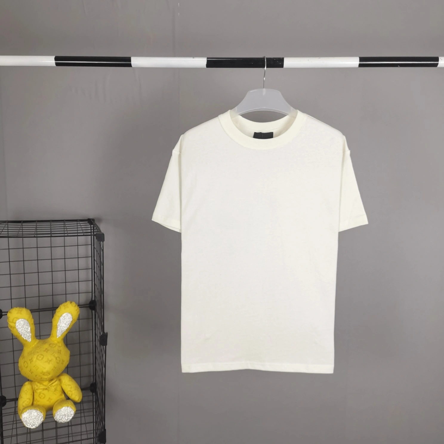 E*ssentials T-shirt Top Quality WM 20230627- SmoothTexture 11654