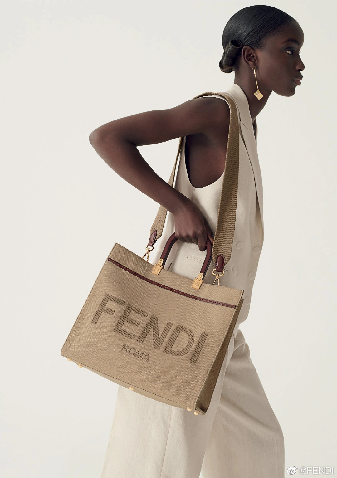 Sophisticated F*endi Bag Top Quality 35*17*31cm 9341