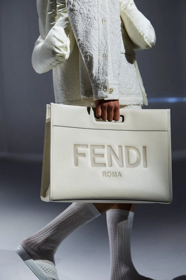 Trendsetting F*endi Bag Top Quality 46*16*35cm 9336