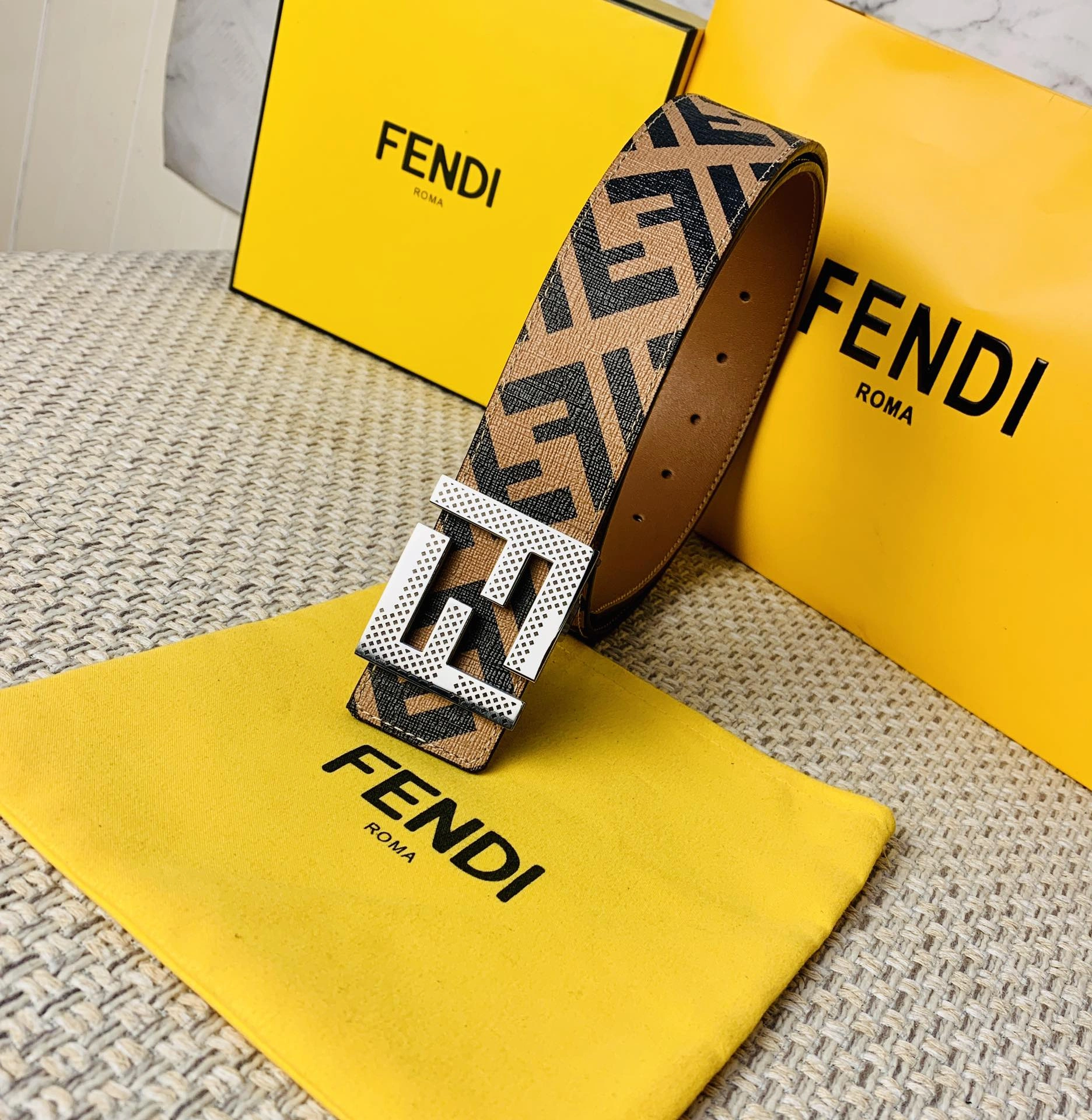 F*endi Belts Top Version Compact 16544