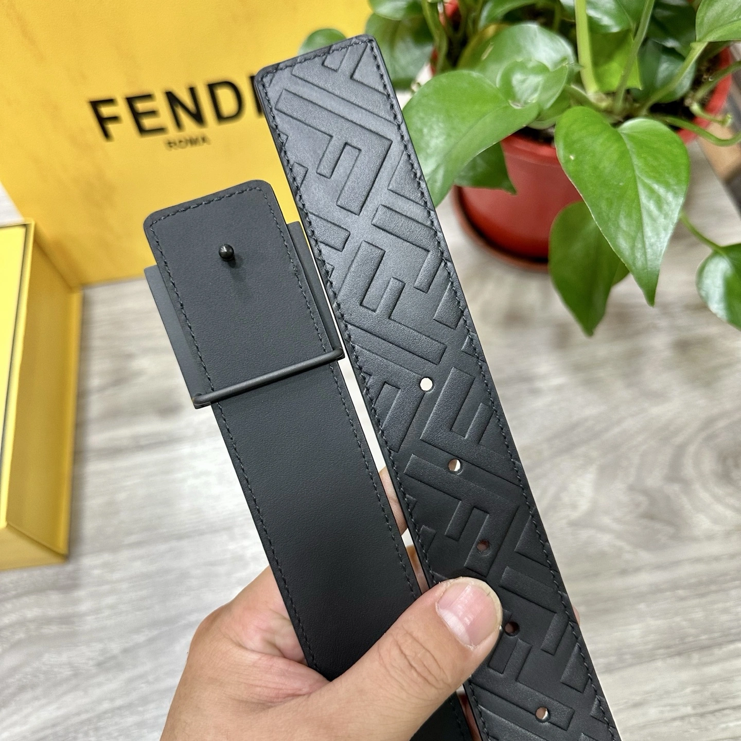 Cozy F*endi Belts XX 20250405- 16492