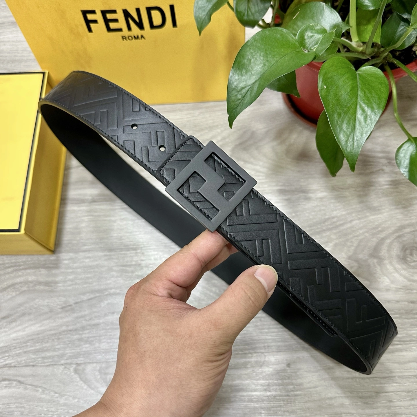 Cozy F*endi Belts XX 20250405- 16492